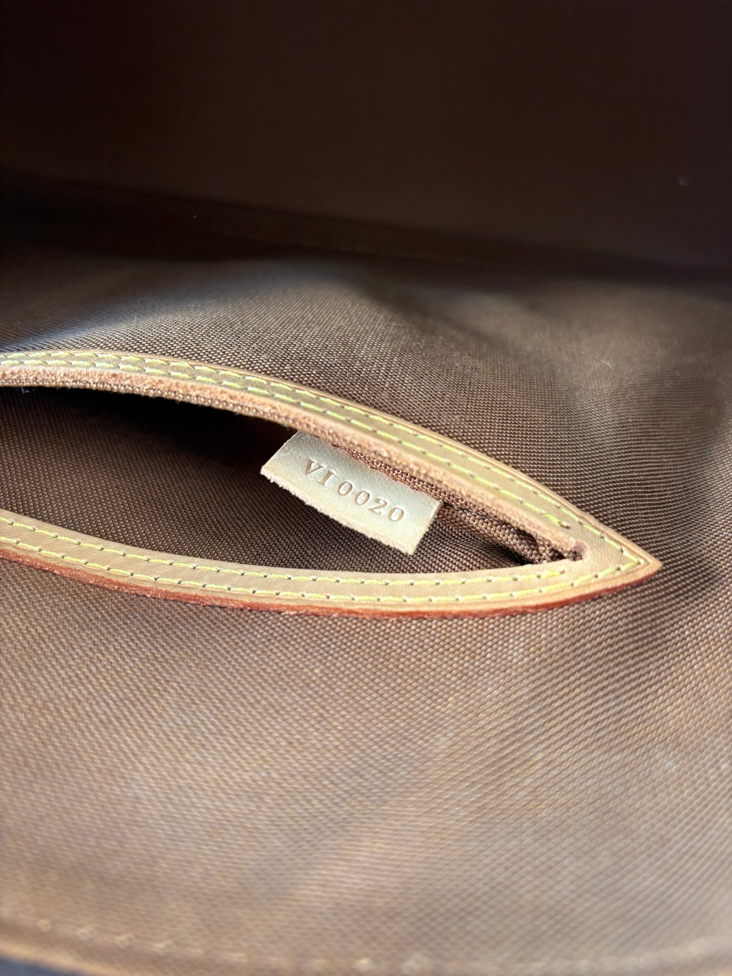 018841 - Louis Vuitton Alma