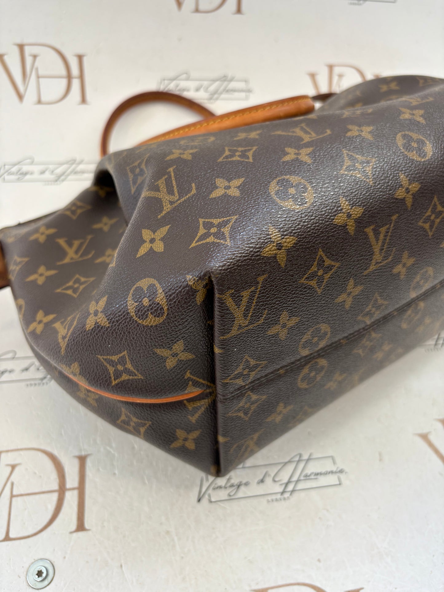 017228 - Louis Vuitton Turenne MM