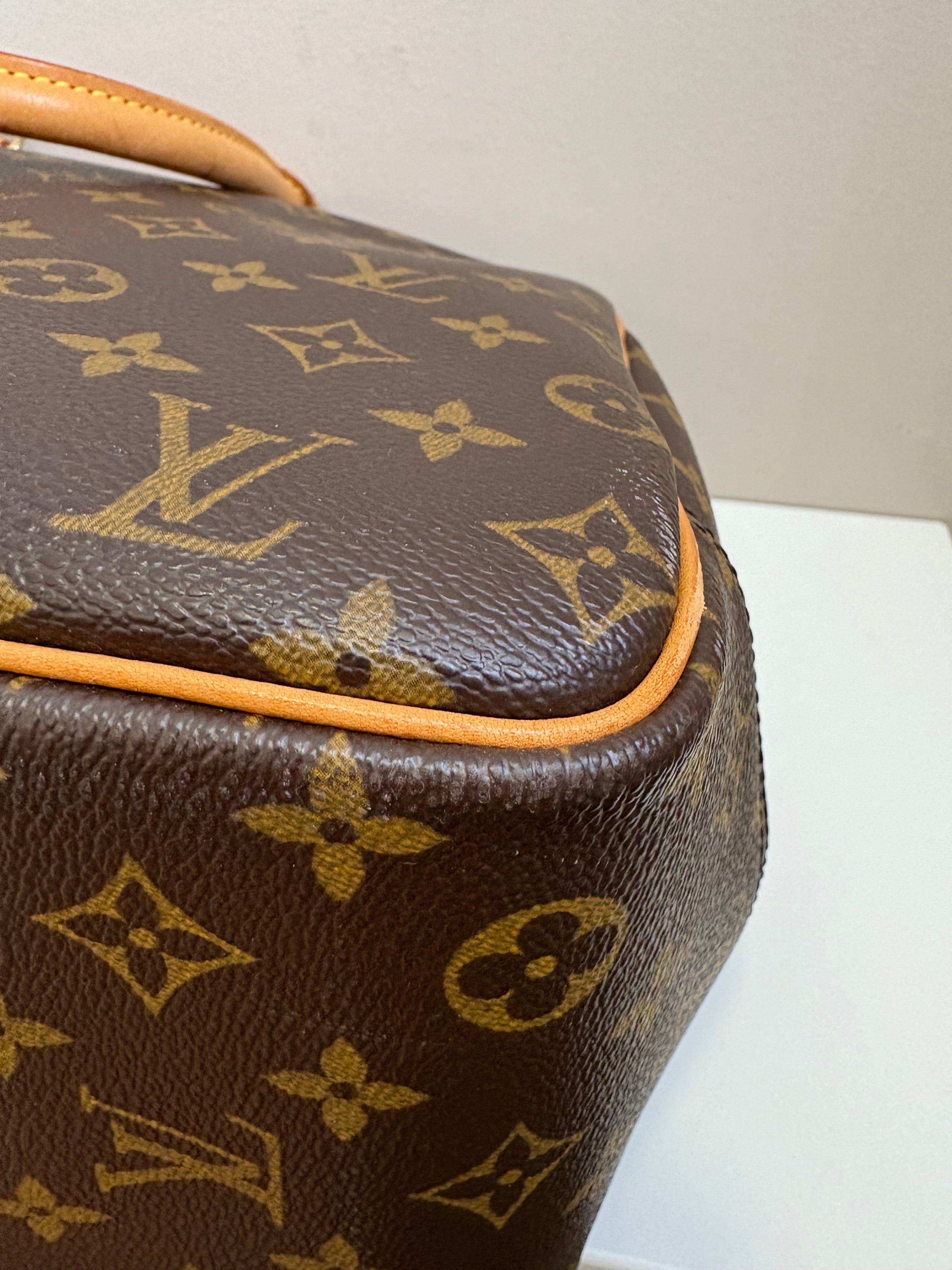 Louis Vuitton Deauville