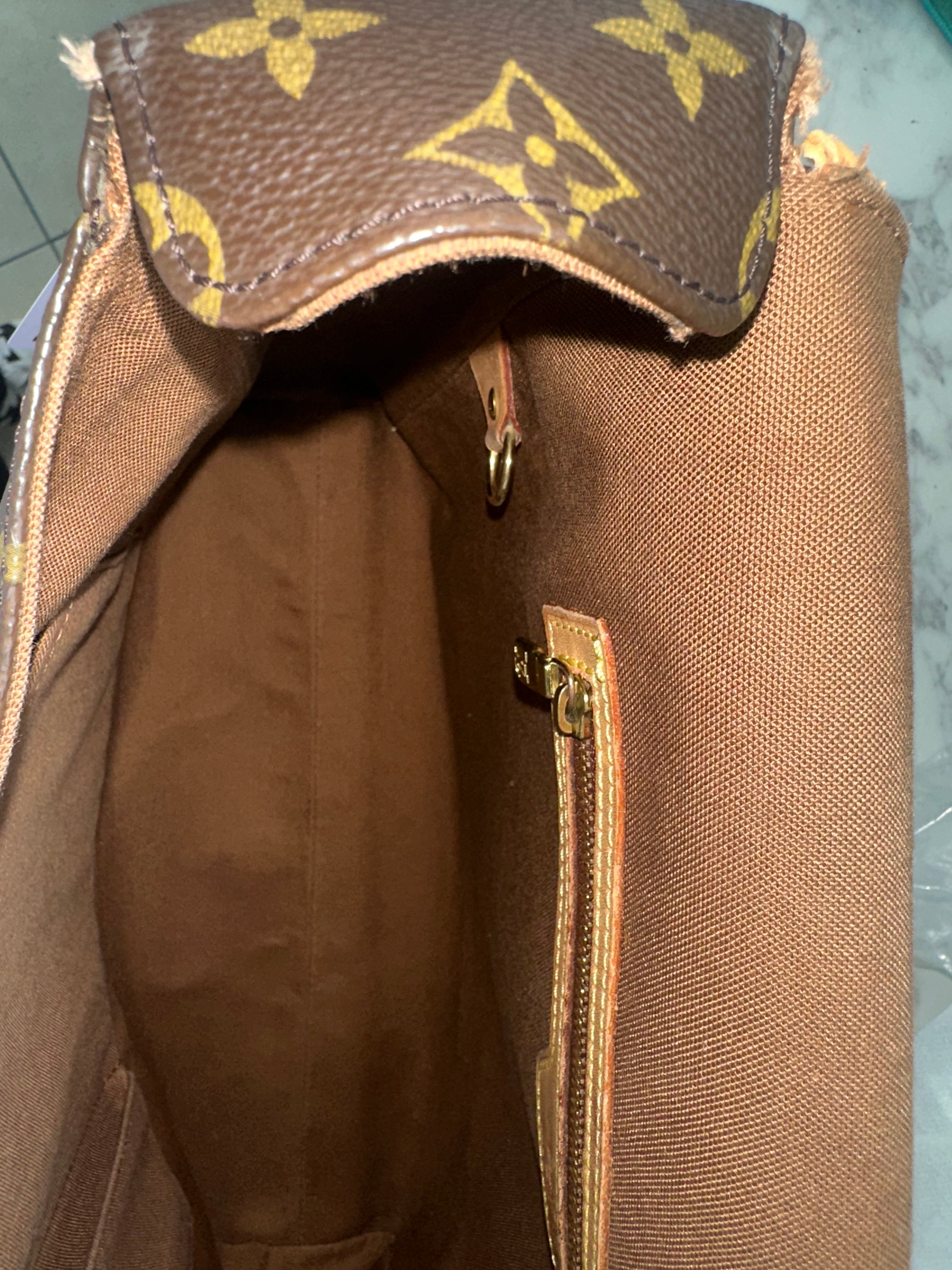 Louis Vuitton Messenger Bosphore