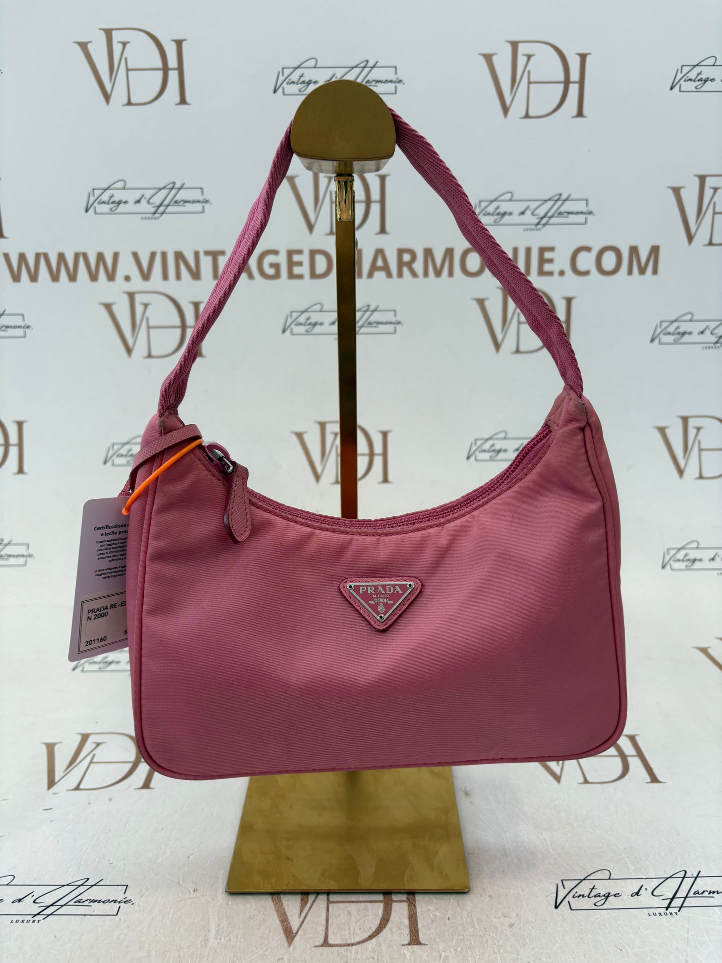 201160 - Prada Re-Edition 2000