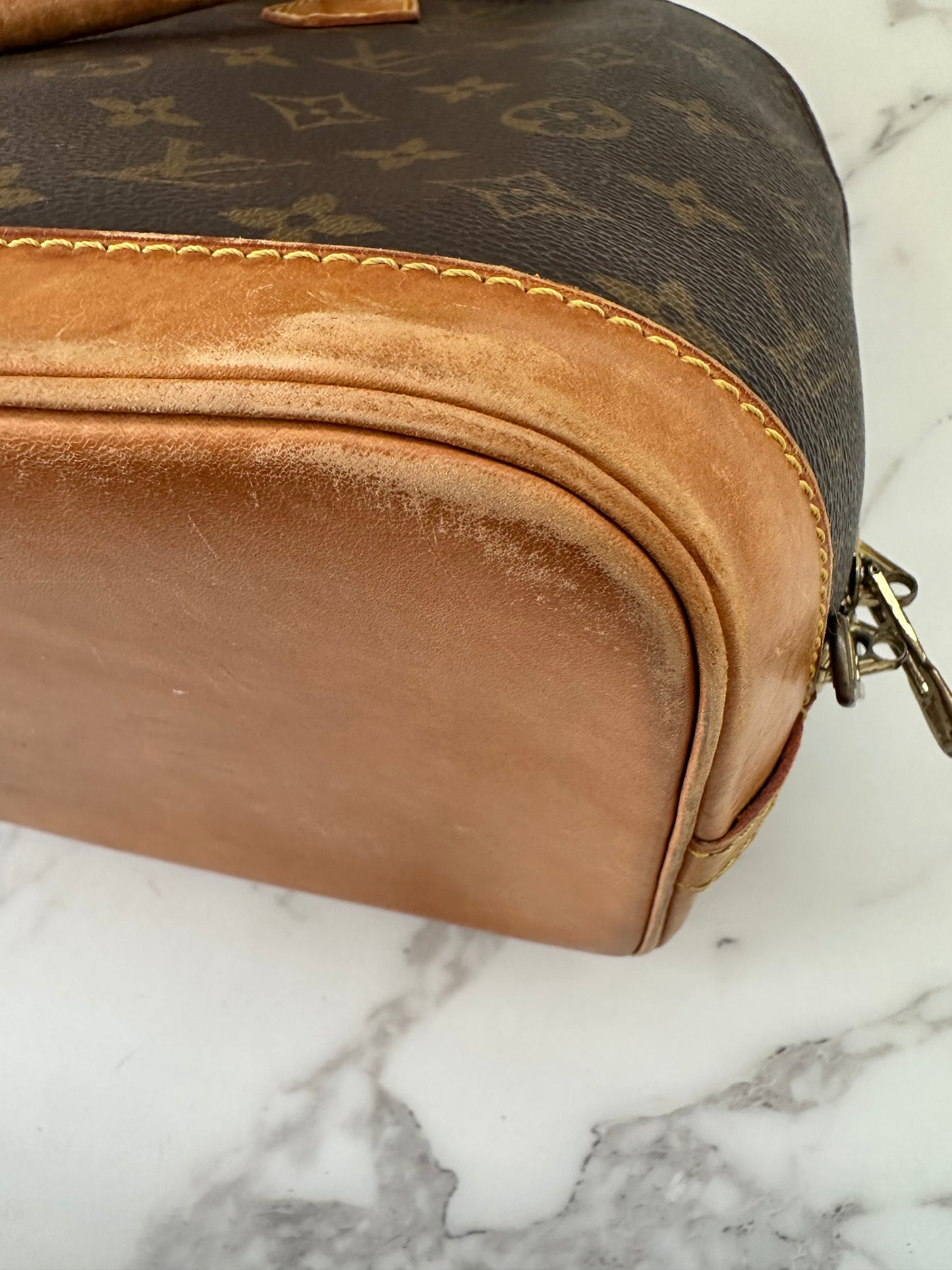 Louis Vuitton Alma