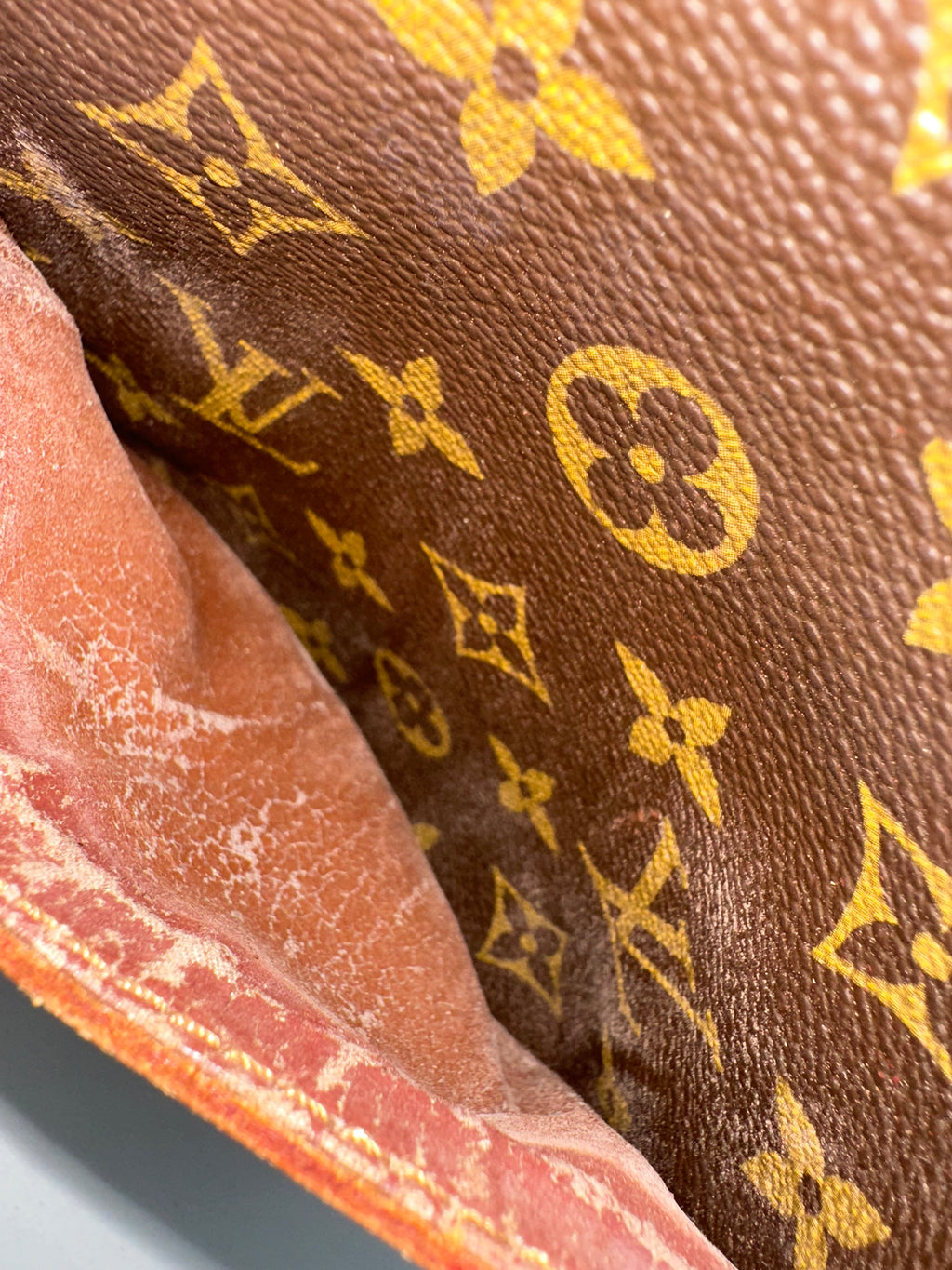 Louis Vuitton Danube