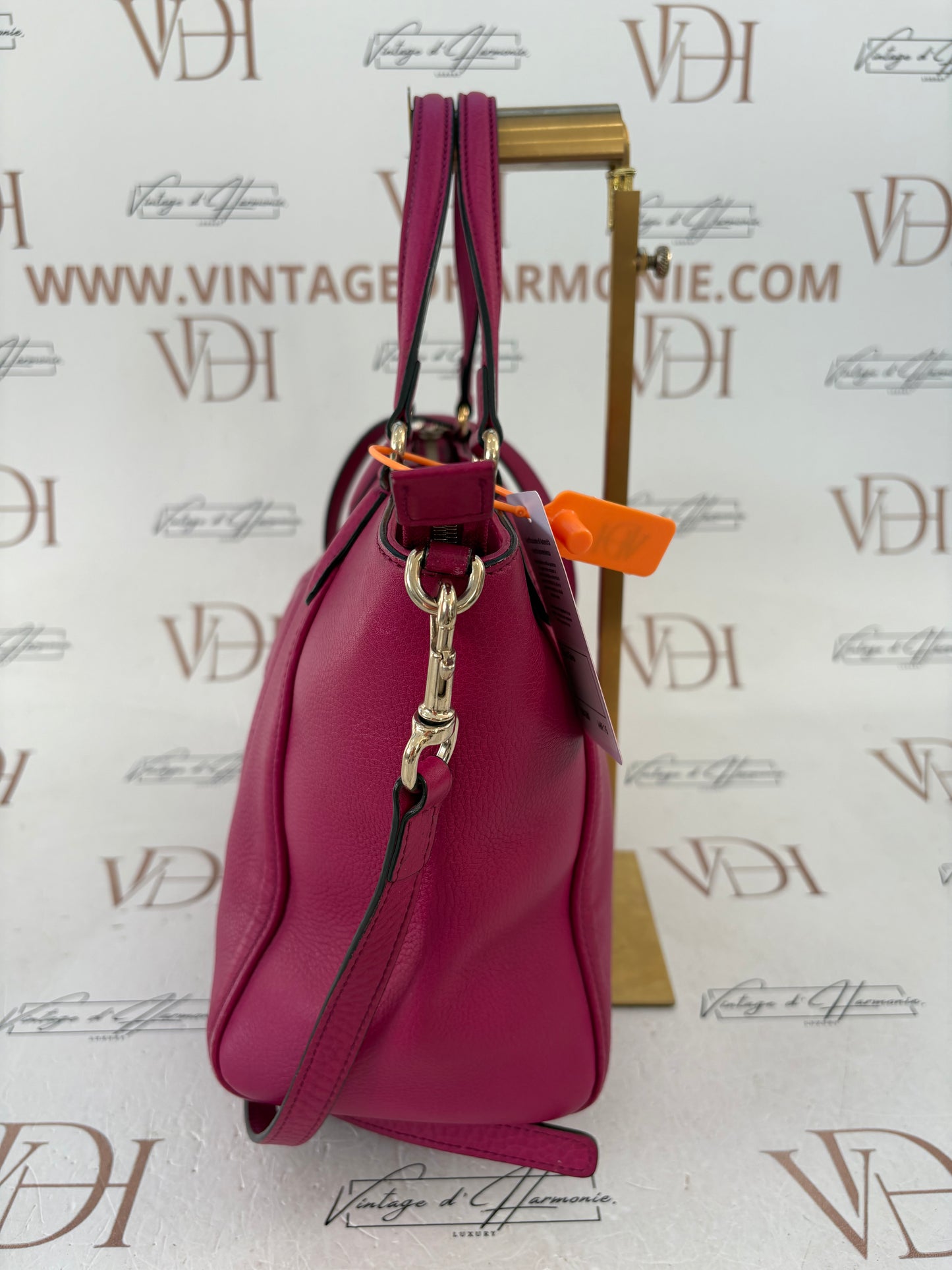 384280 - Gucci Soho