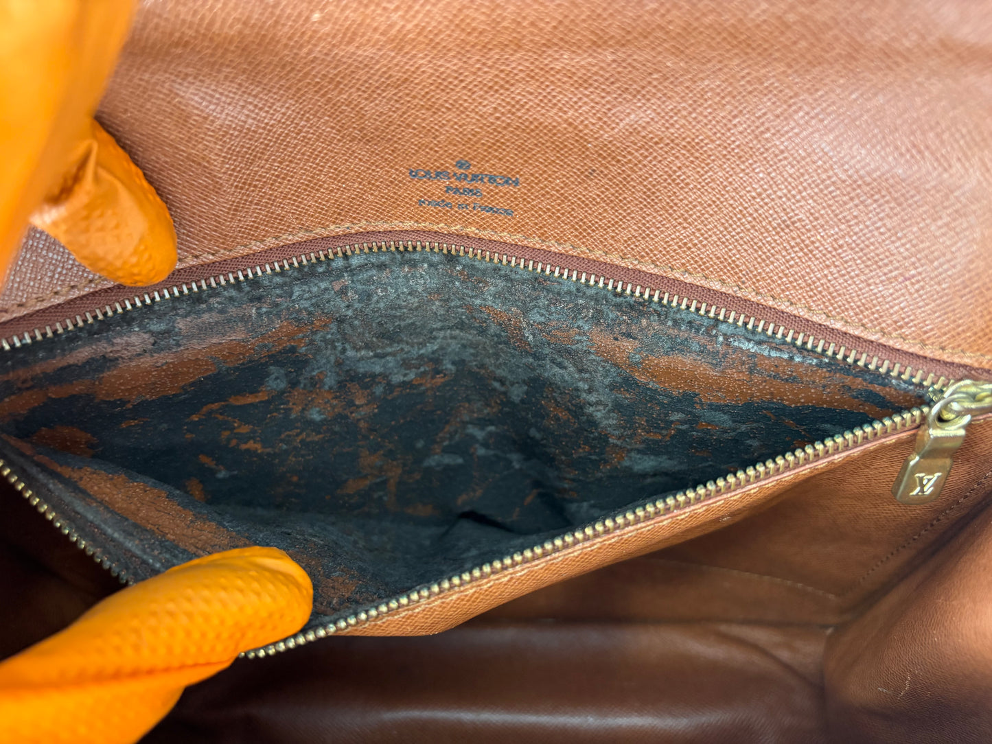 017172 - Louis Vuitton Monceau 28