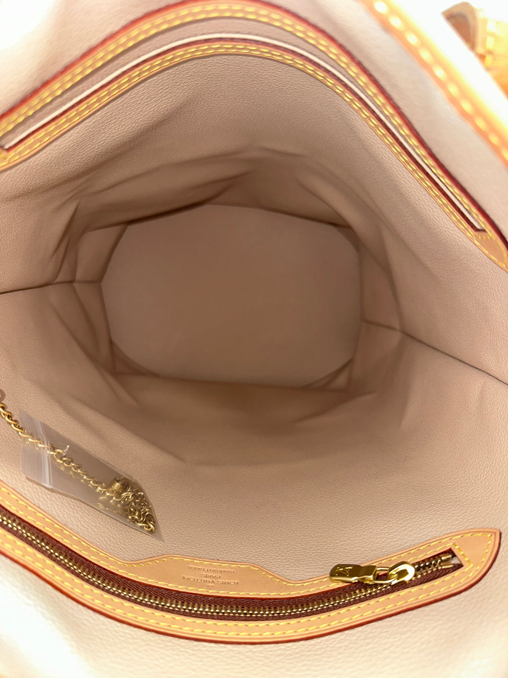 Louis Vuitton Bucket GM