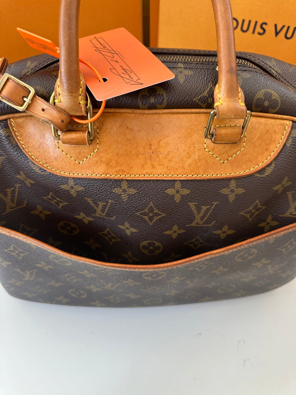 Louis Vuitton Deauville