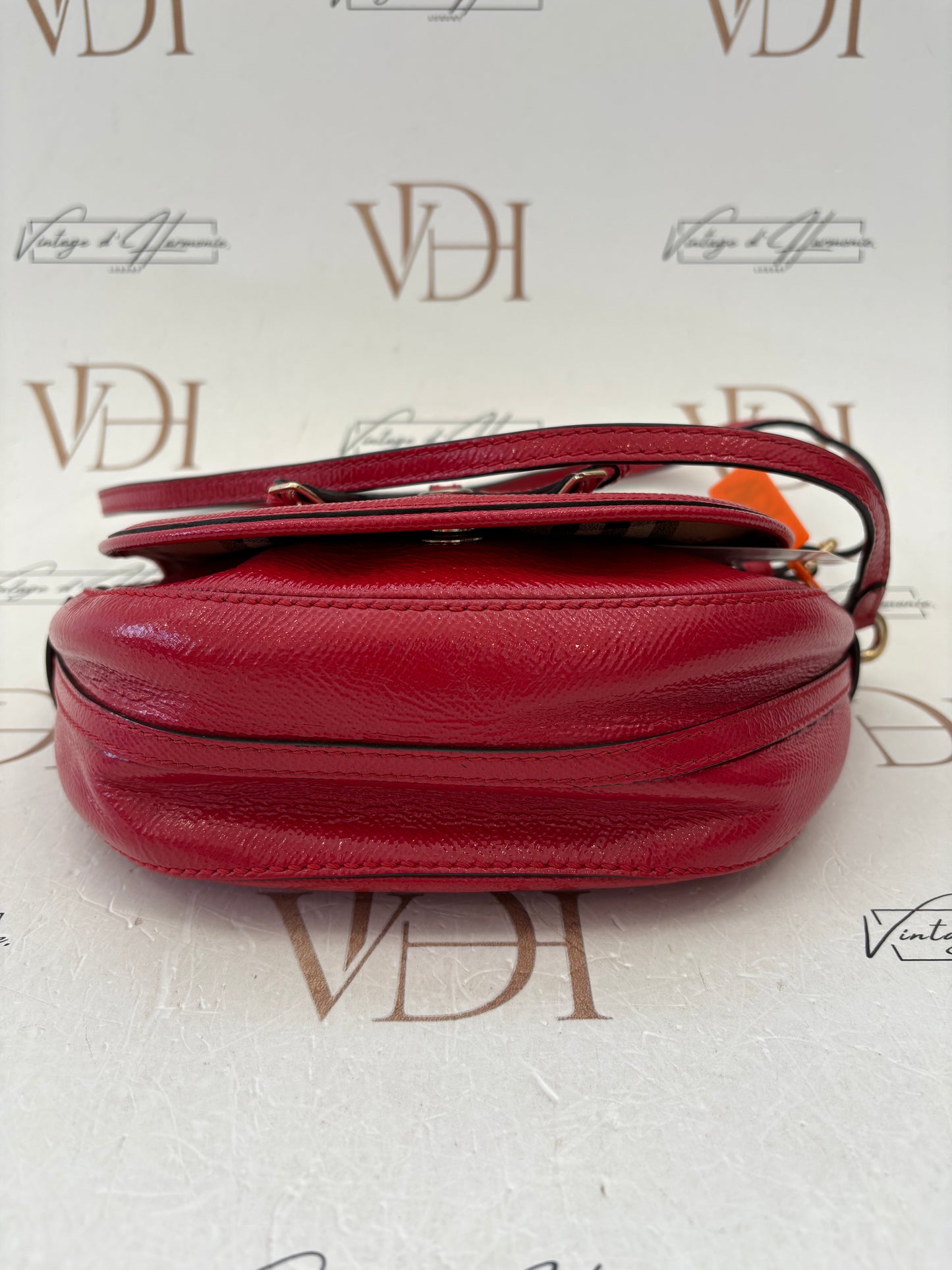 018974 - Burberry Red House