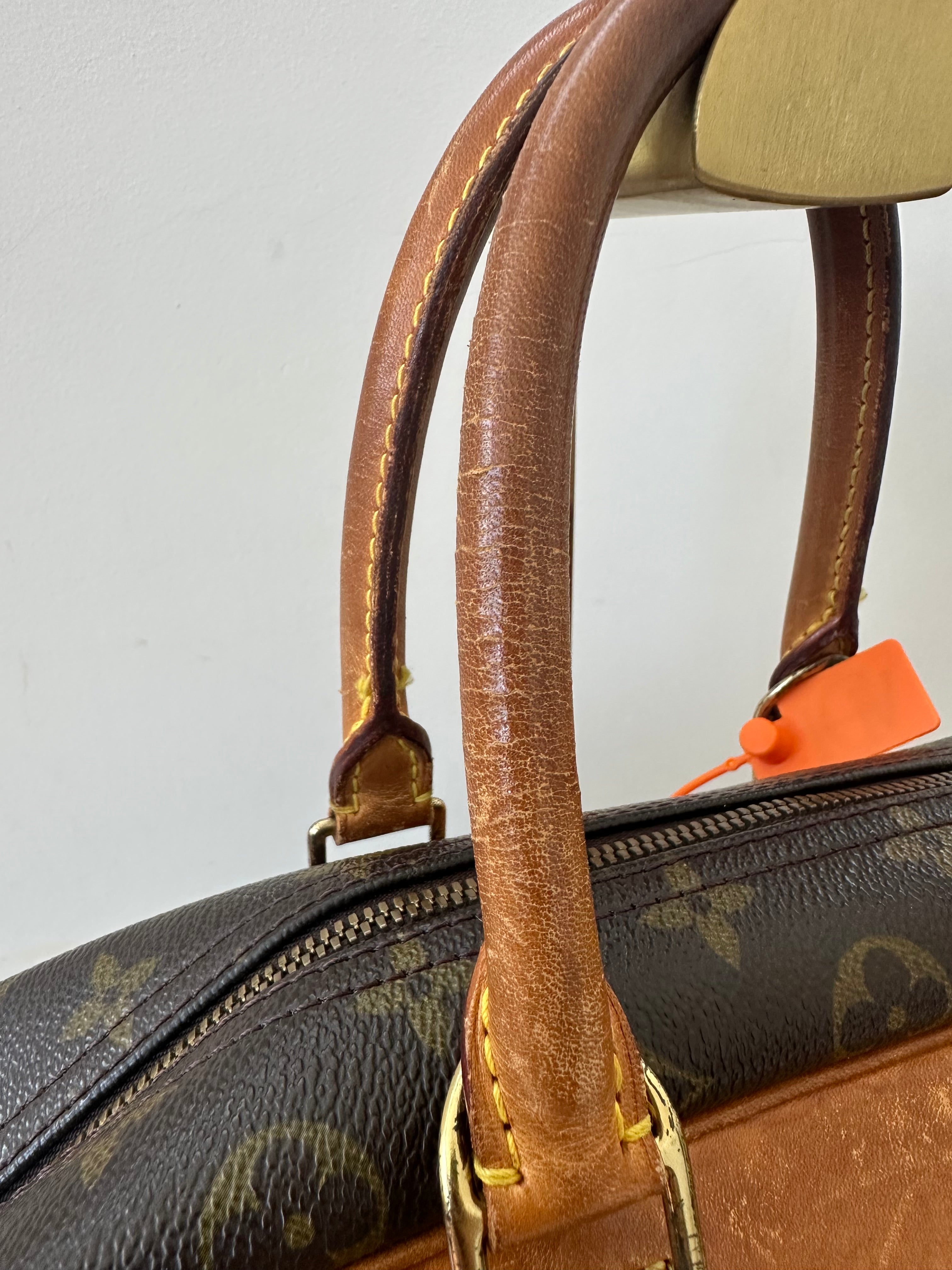 Louis Vuitton Deauville