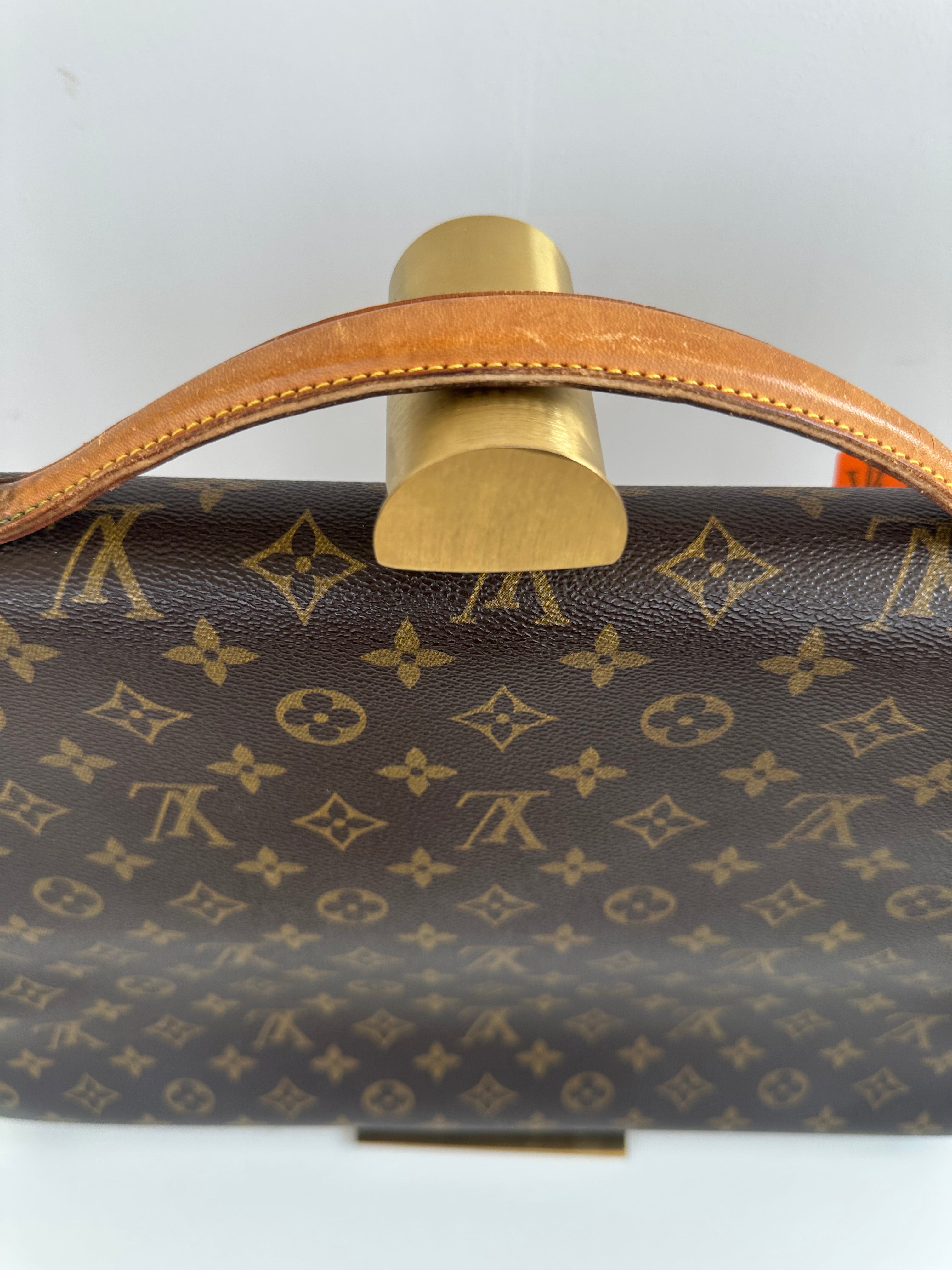 Louis Vuitton Beverly Business