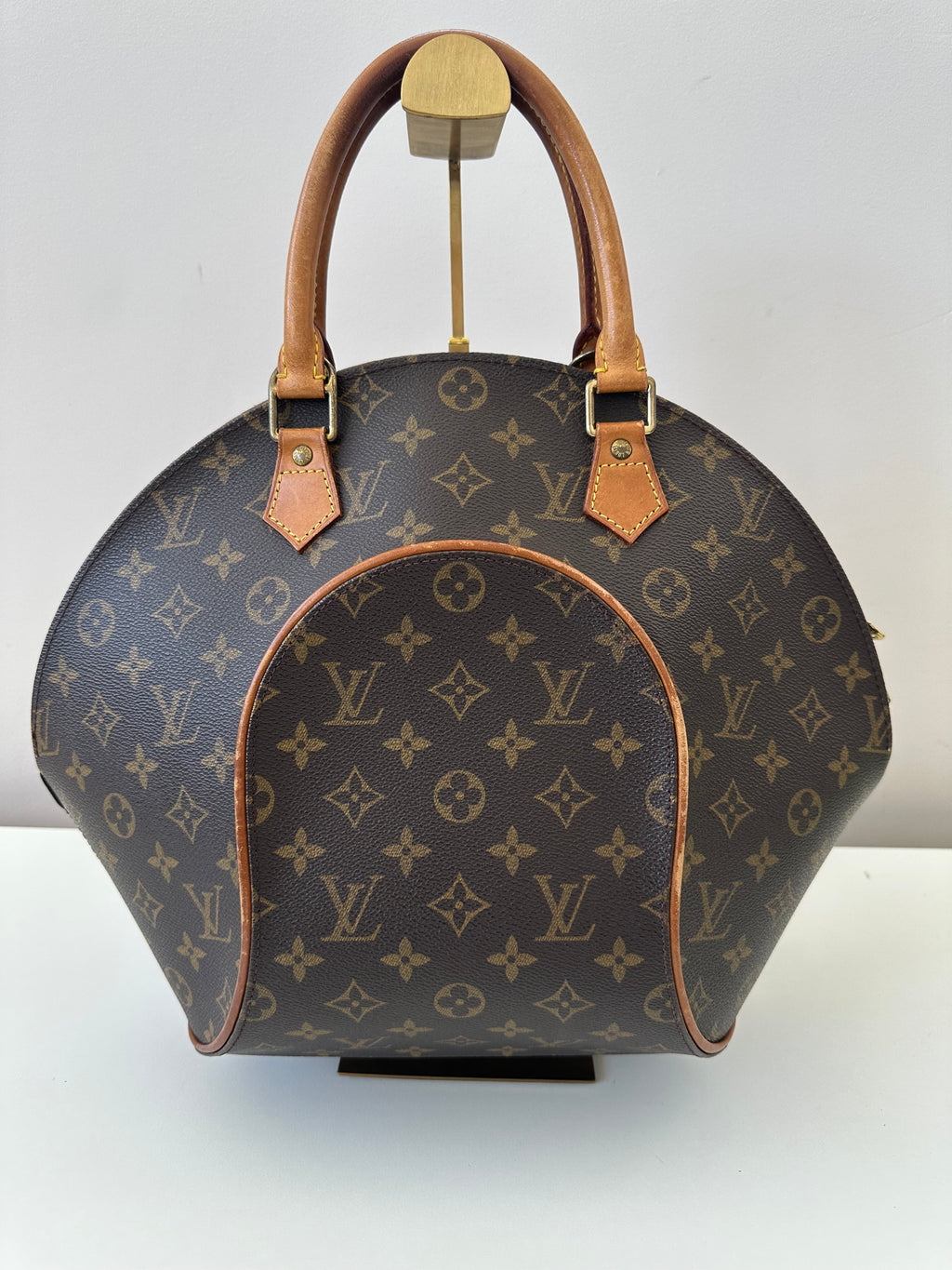 Louis Vuitton Ellipse MM