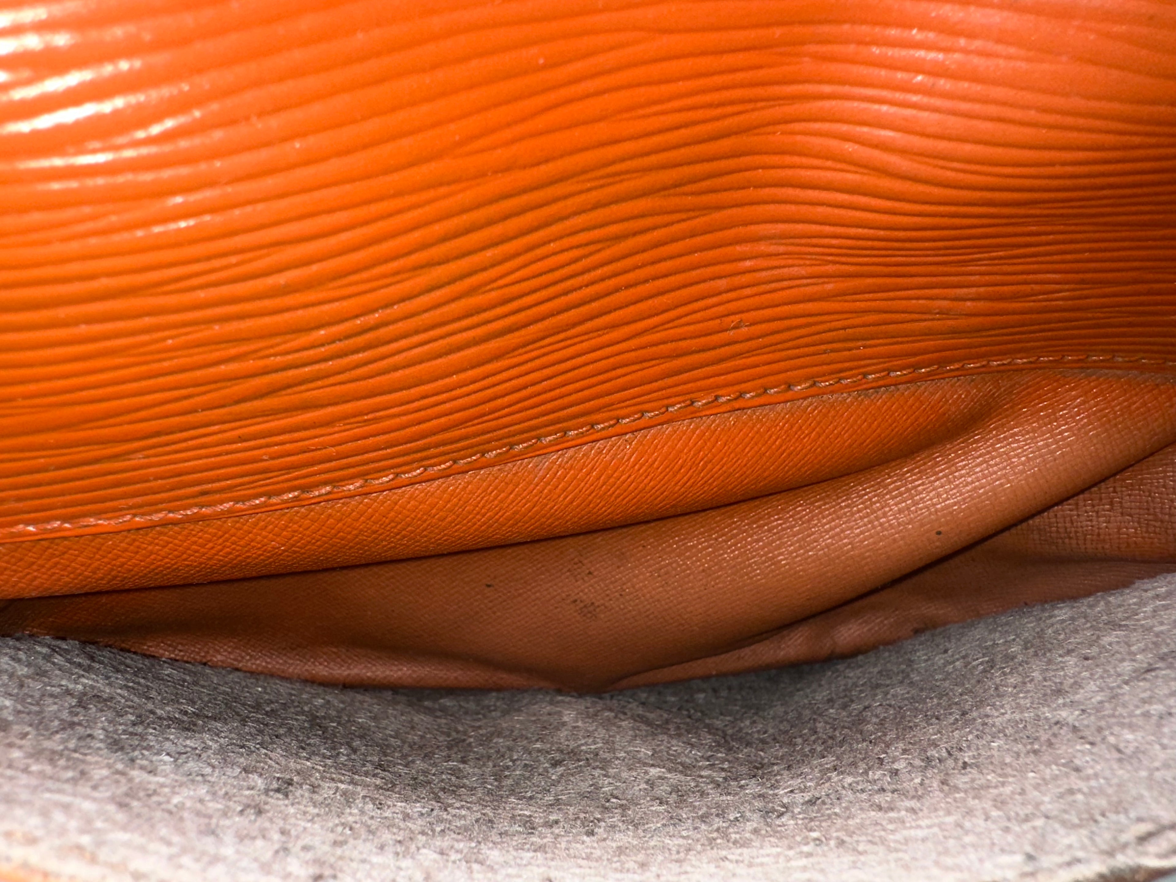 Louis Vuitton Epi Jeune Fille MM