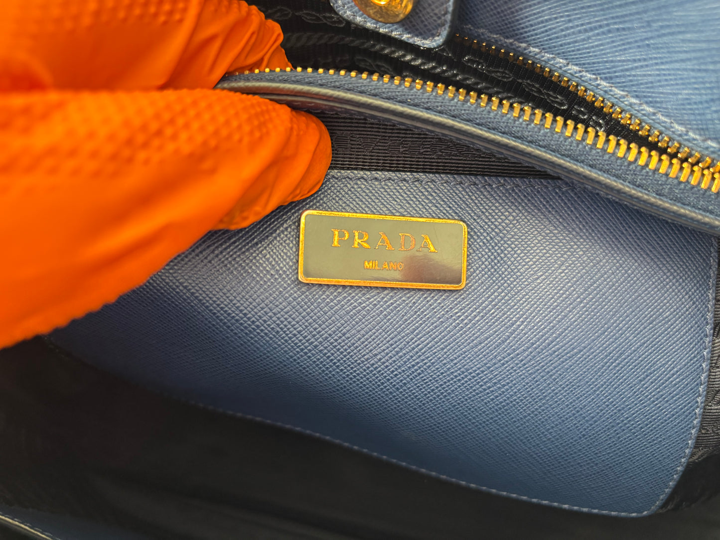 383900 - Prada Galleria Blue