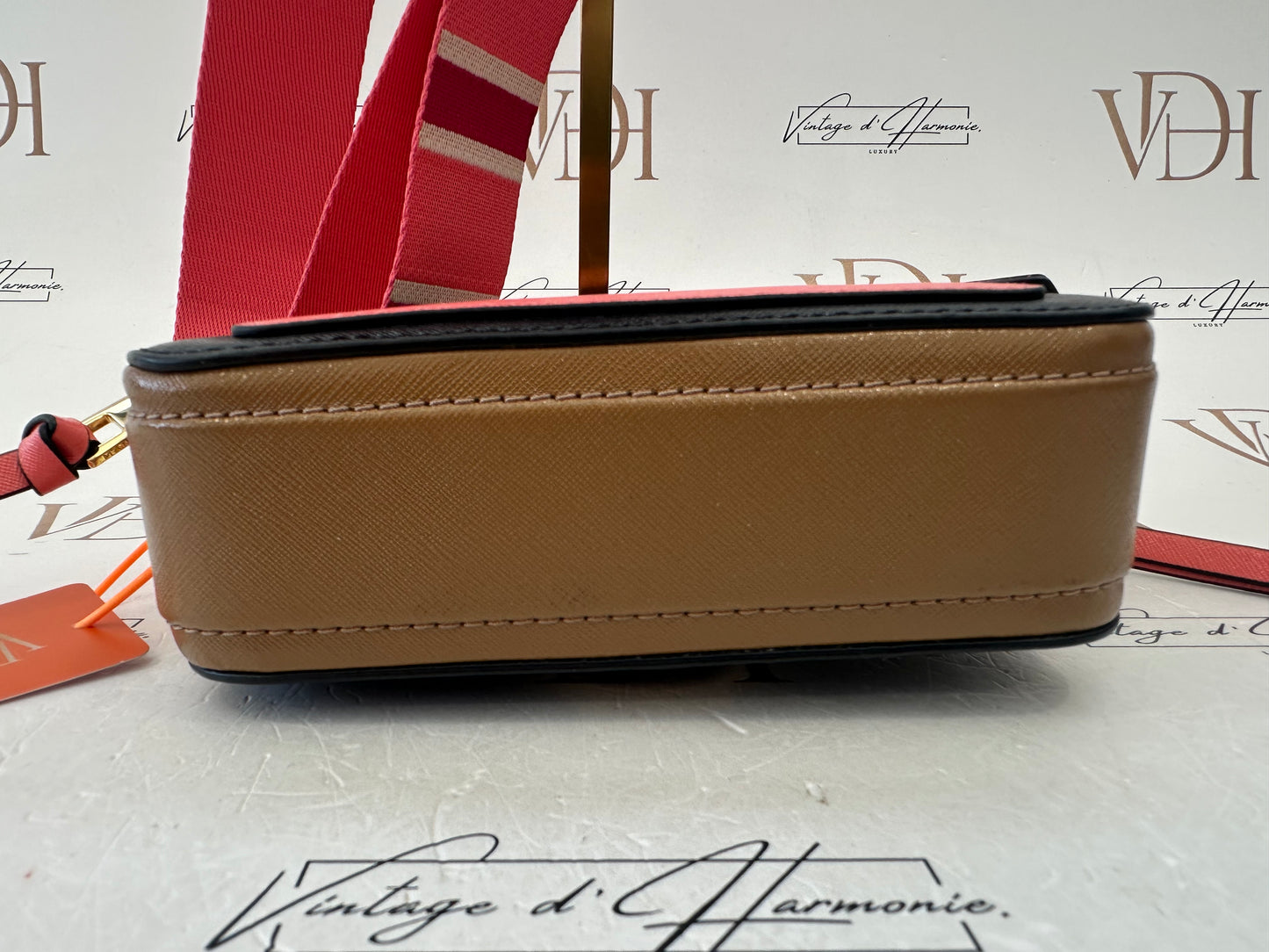 382204 - Marc Jacobs Snapshot