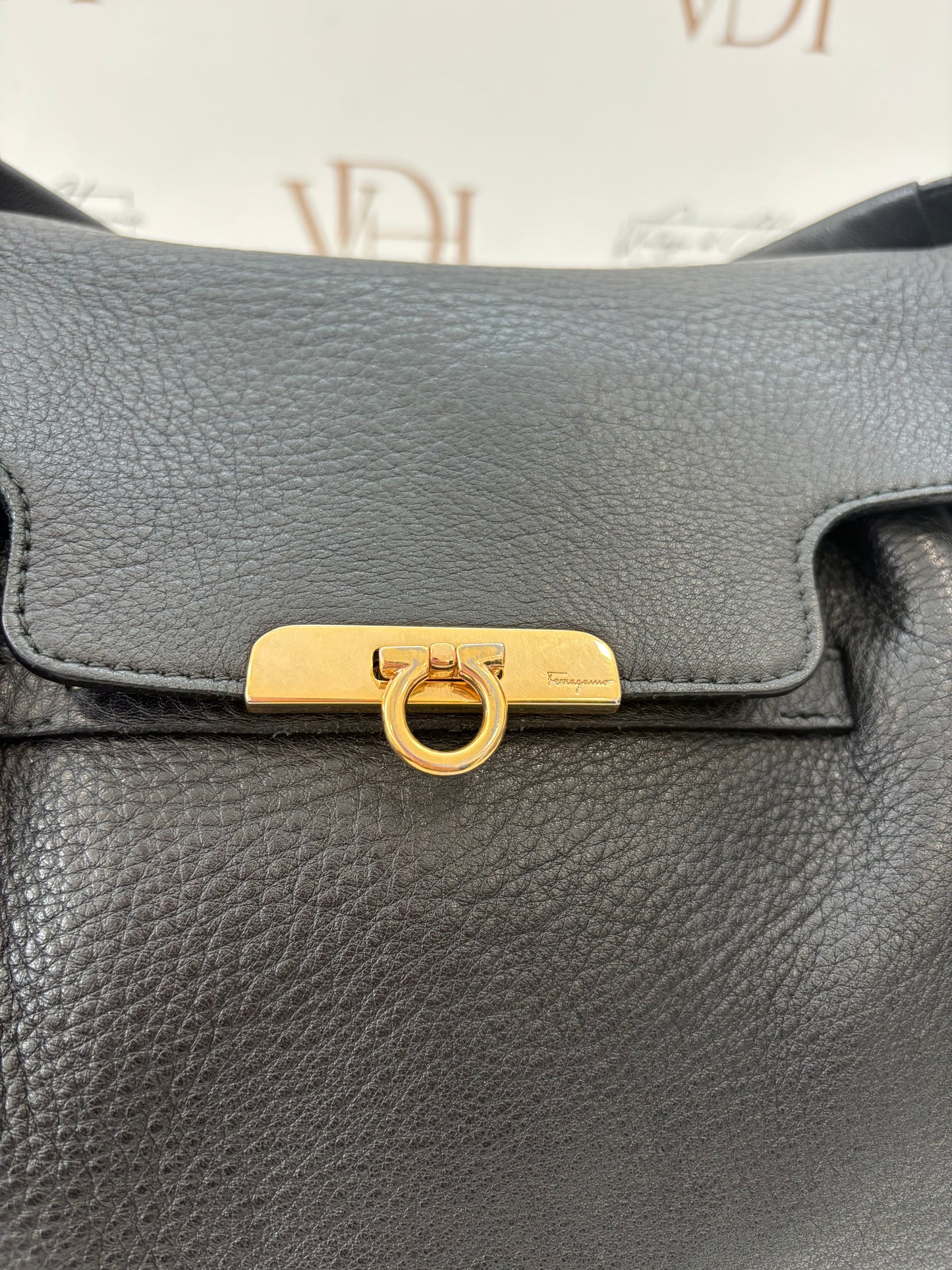 383966 - Salvatore Ferragamo