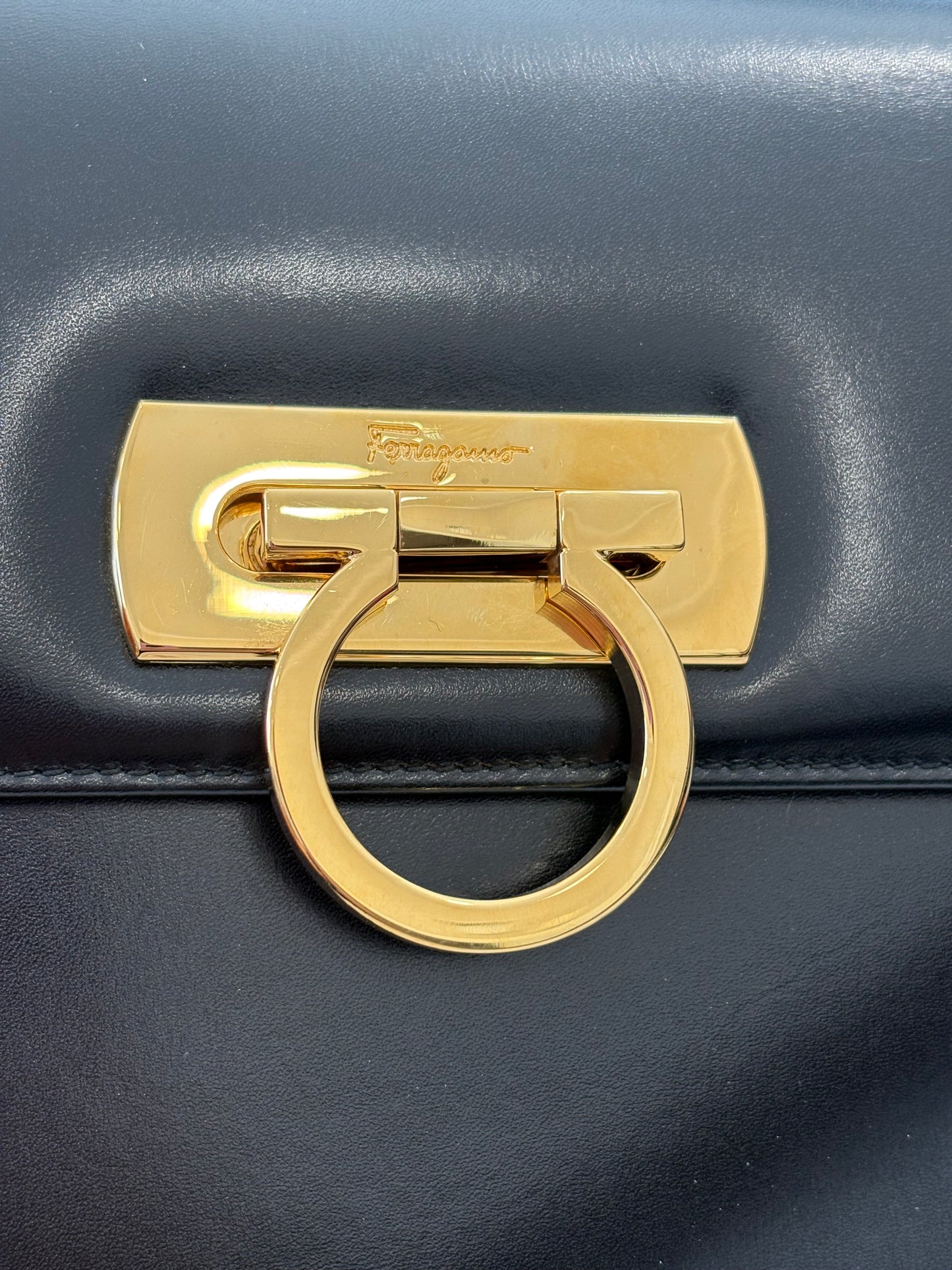 018795 - Salvatore Ferragamo Black