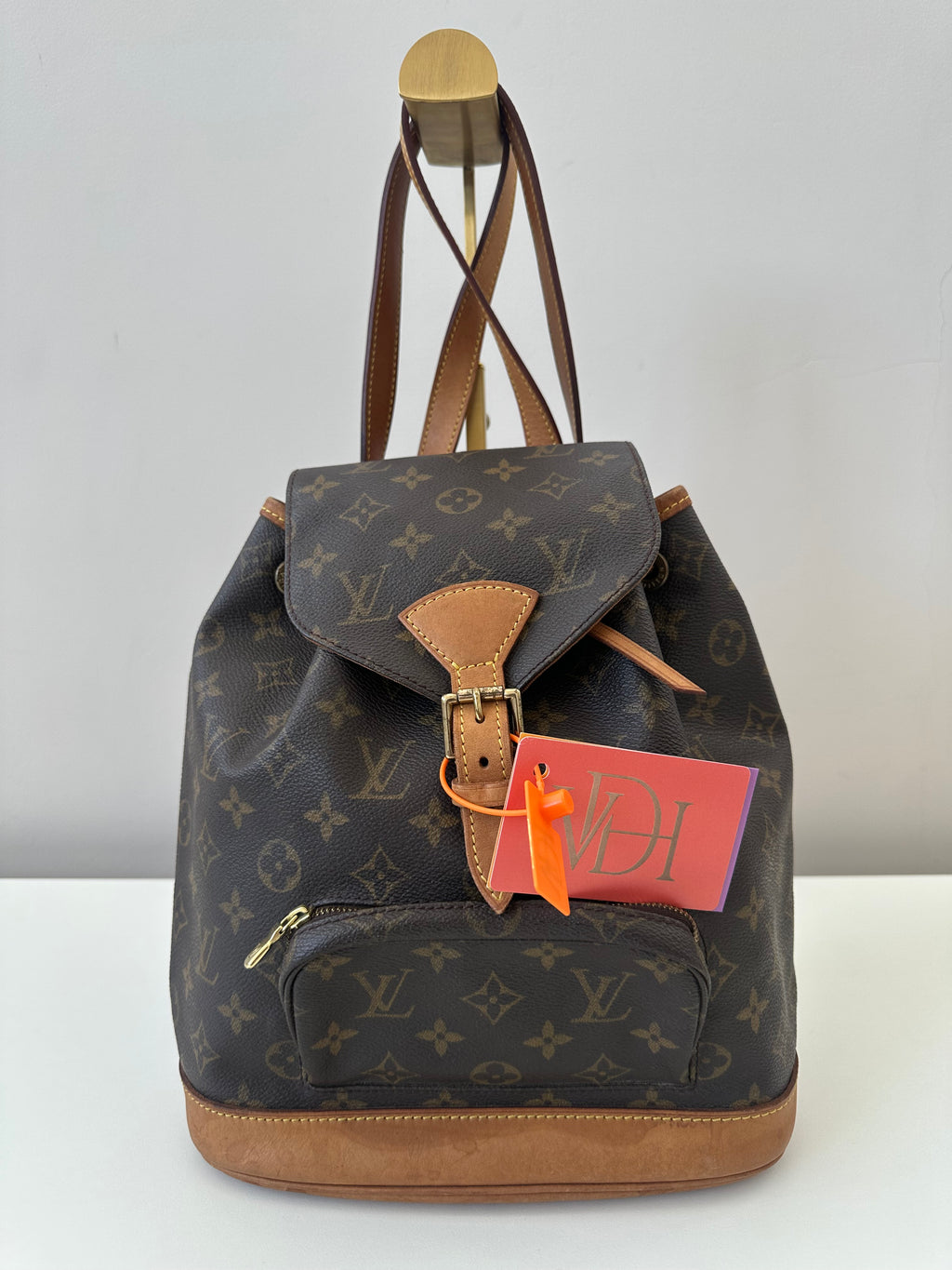Louis Vuitton Montsouris MM