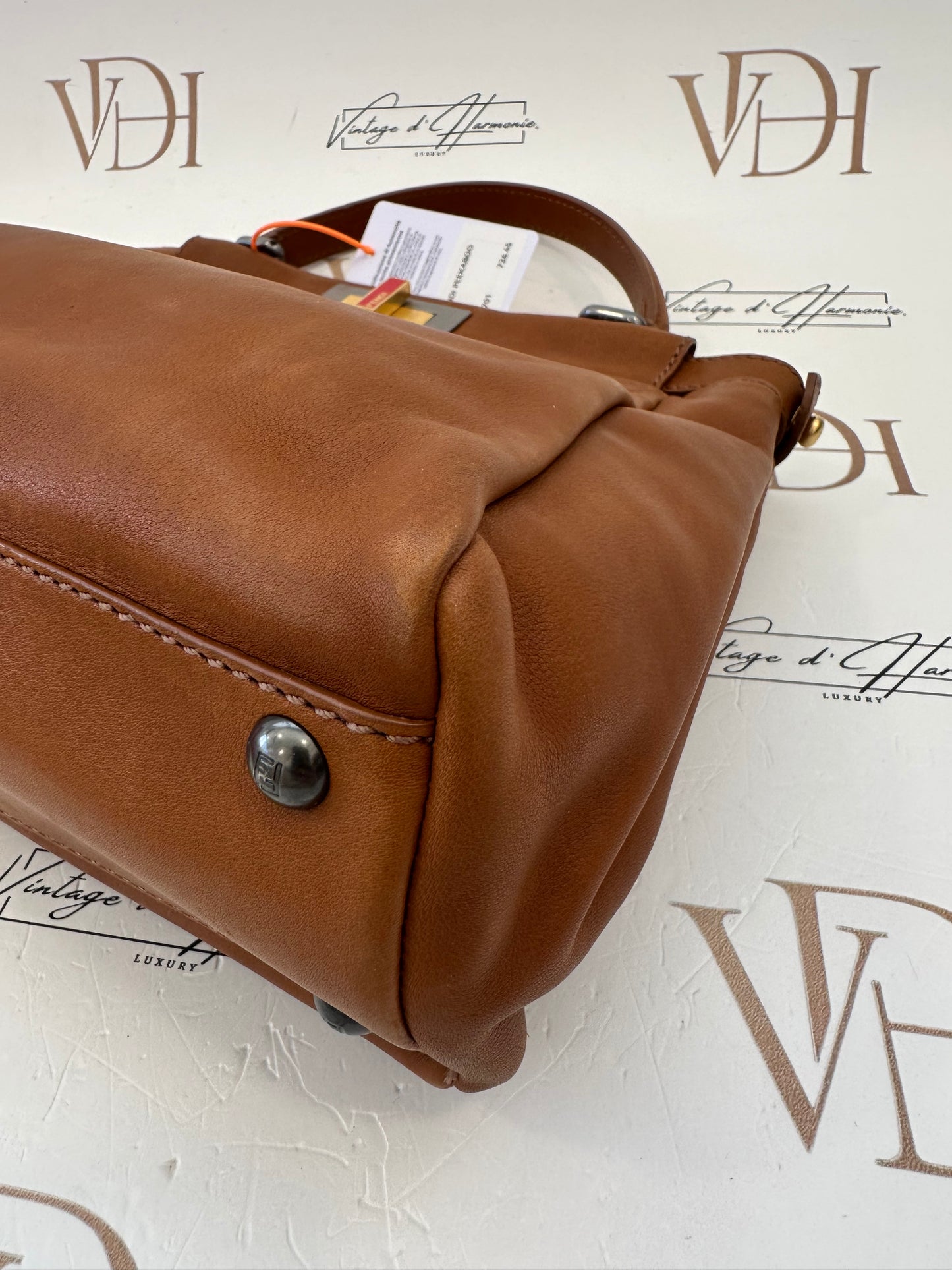 102701 - Fendi Peekaboo