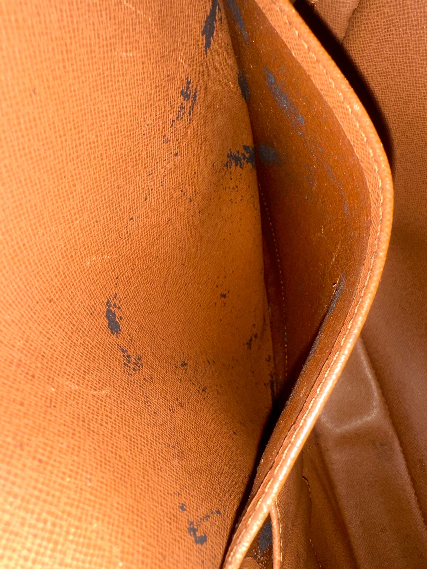 Louis Vuitton Porte Documents Voyage
