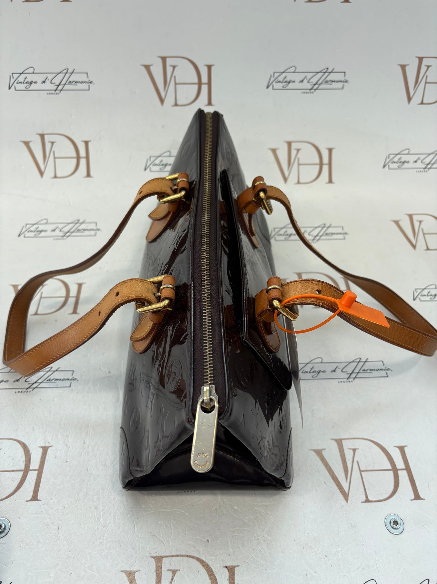 018649 - Louis Vuitton Vernis Rosewood