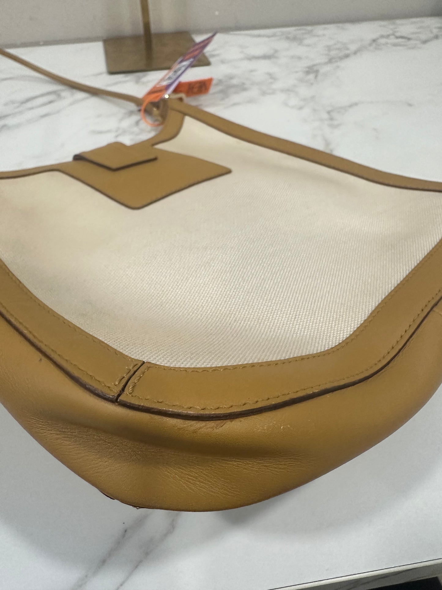 Gucci Beige