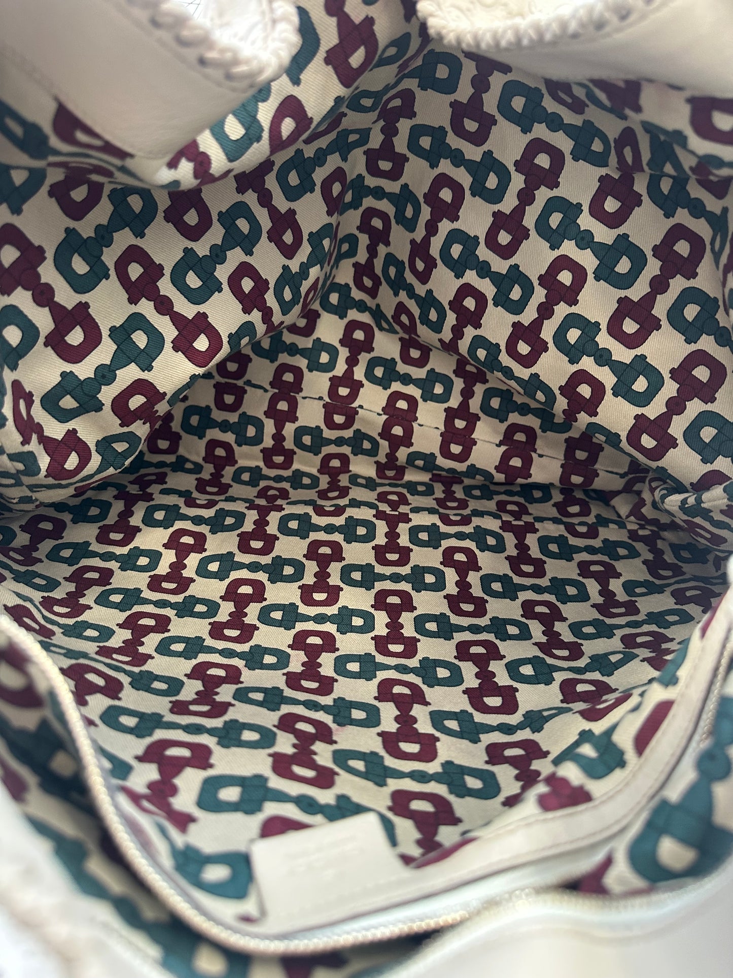 382275 - Gucci Tote