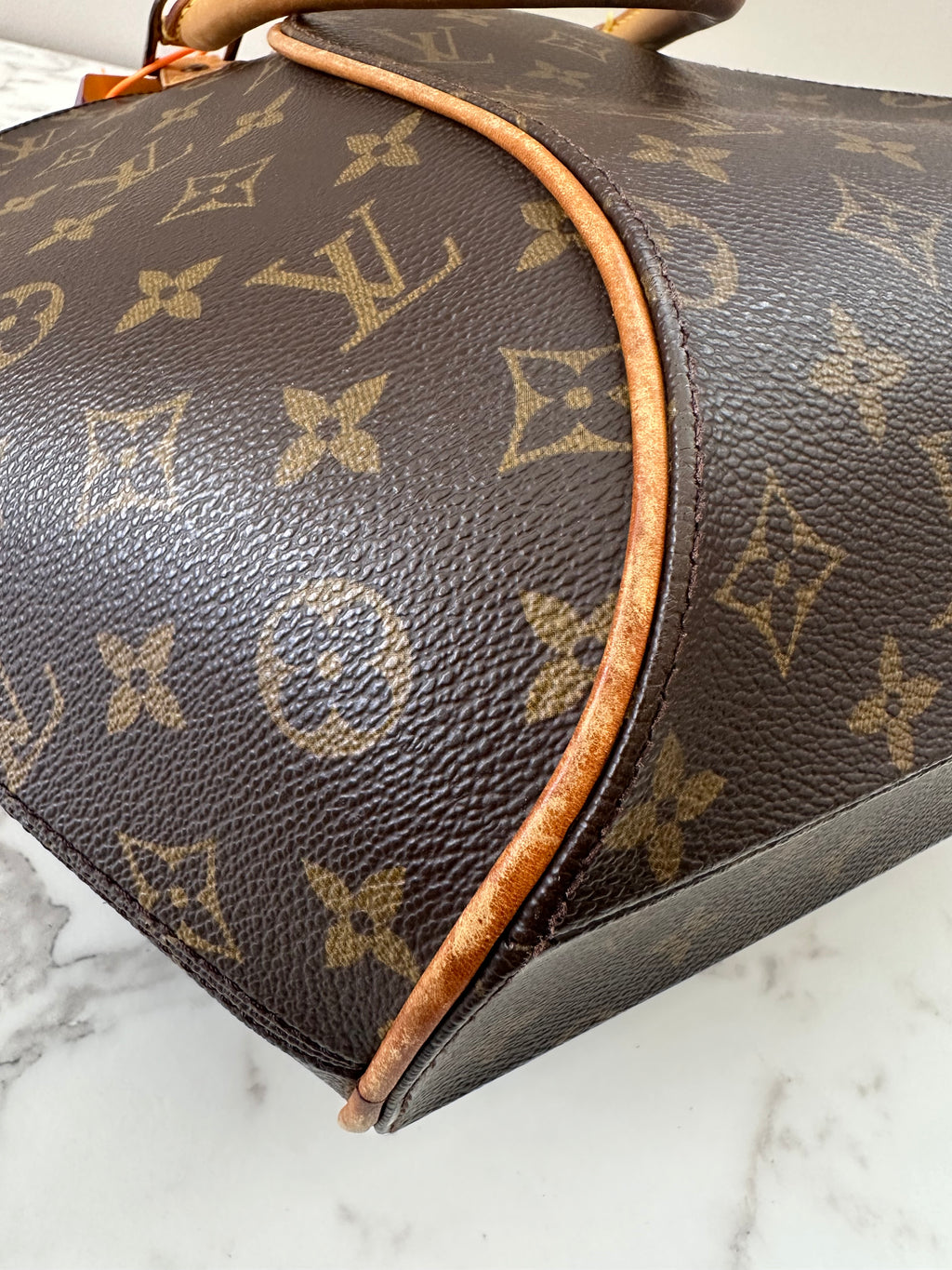 Louis Vuitton Ellipse MM