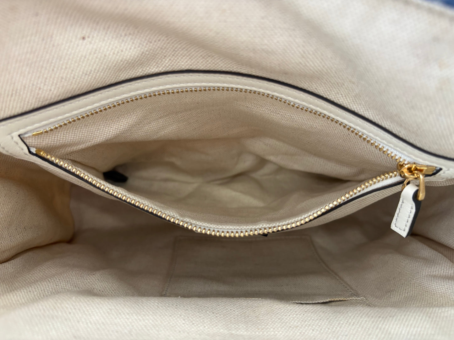 384035 - Gucci Bag