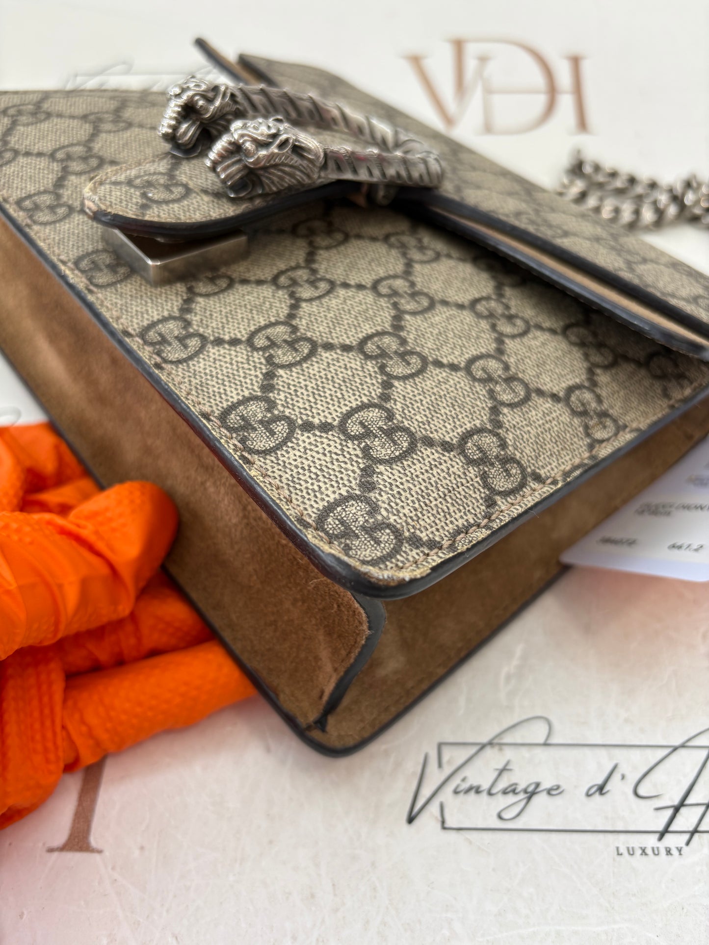 384072 - Gucci Dionysus