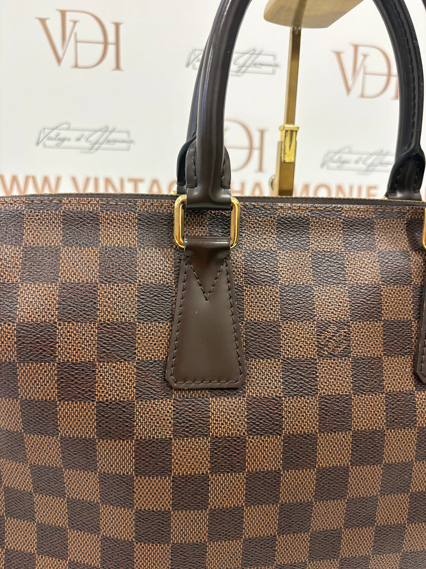 018869 - Louis Vuitton Porte Document Jour