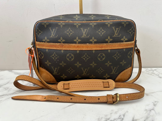 Louis Vuitton Trocadero 27
