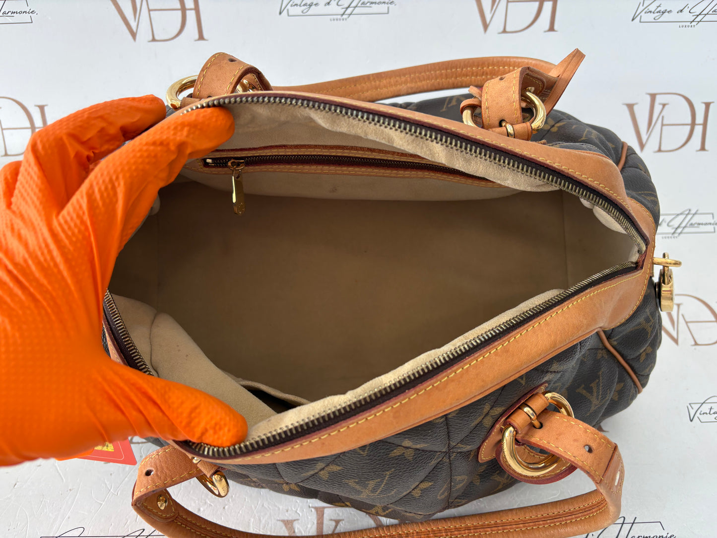 201159 - Louis Vuitton Etoile