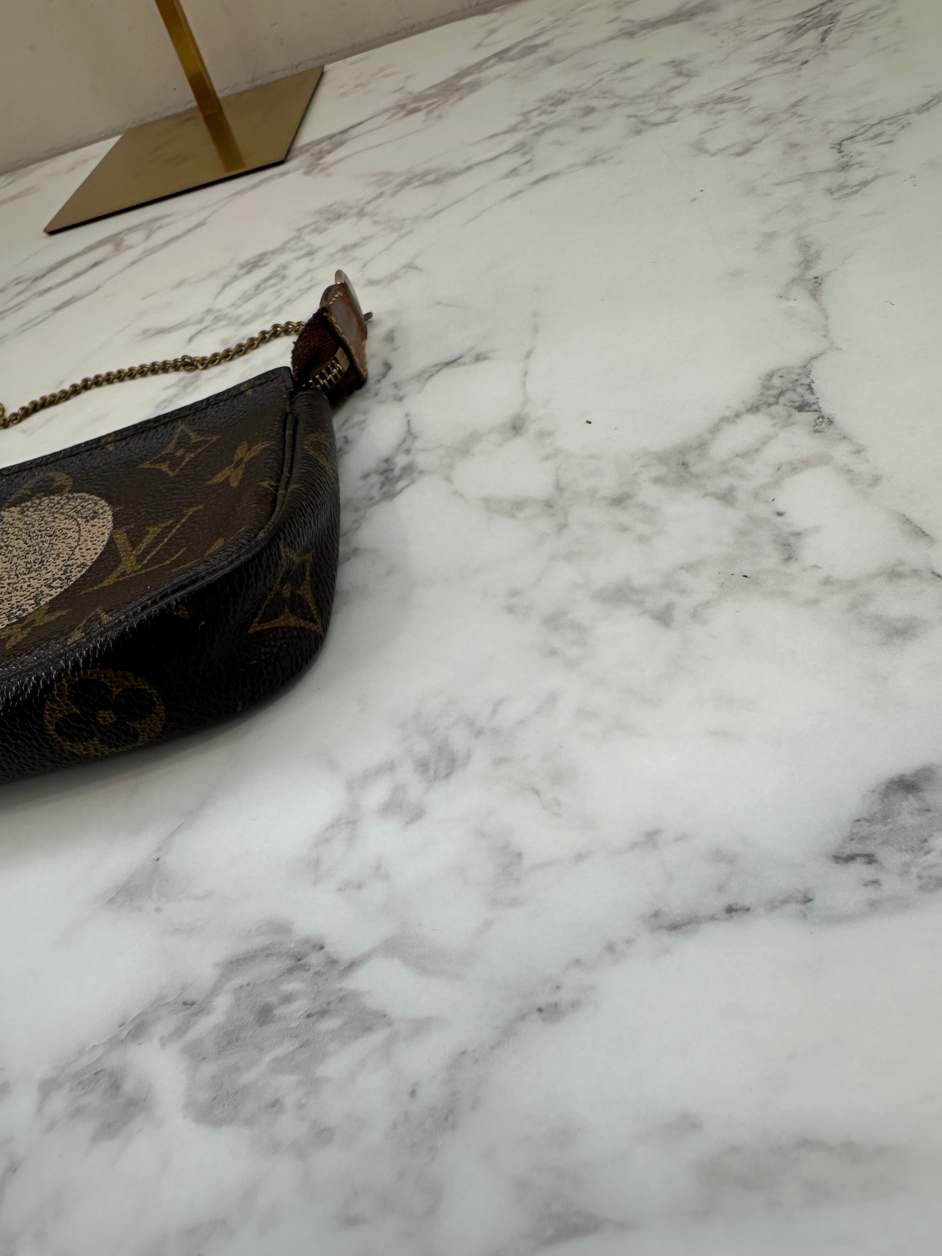 Louis Vuitton Mini Pochette Accessoires