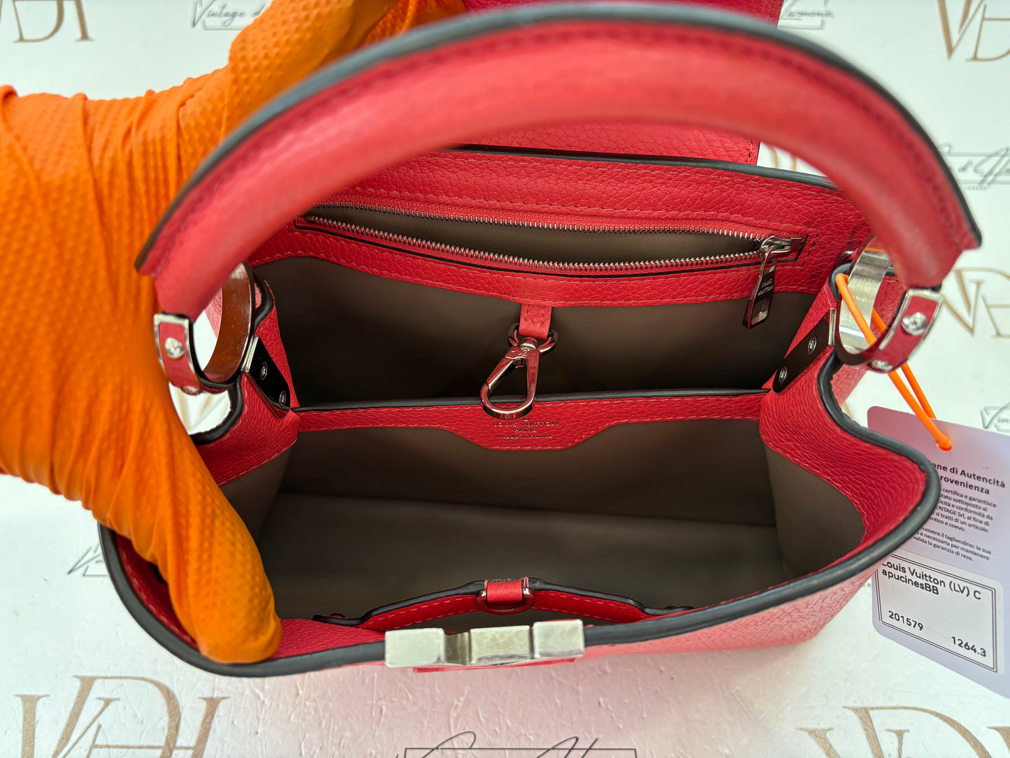 201579 - Louis Vuitton Capucines BB
