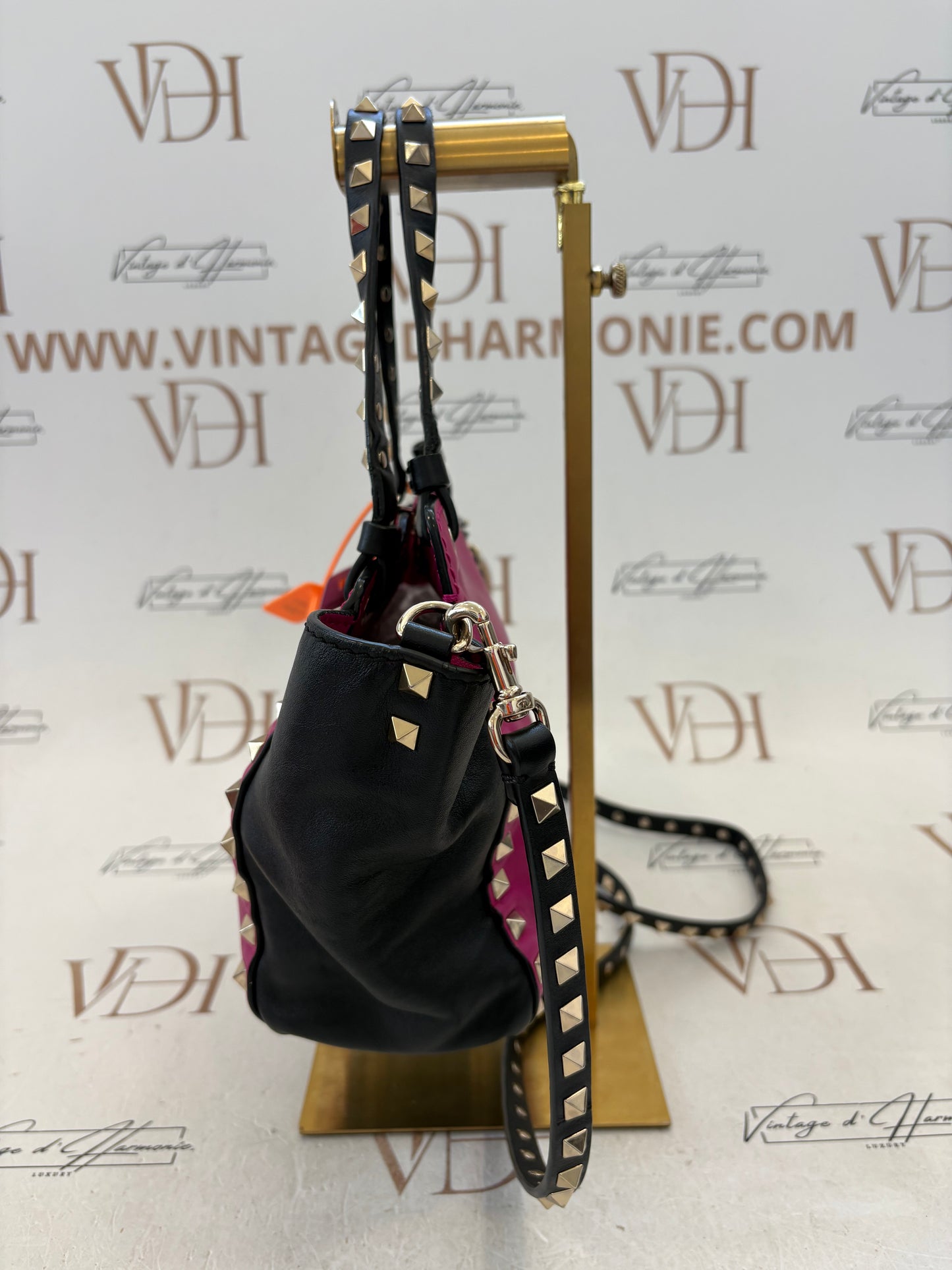 201414 - Valentino Rockstud