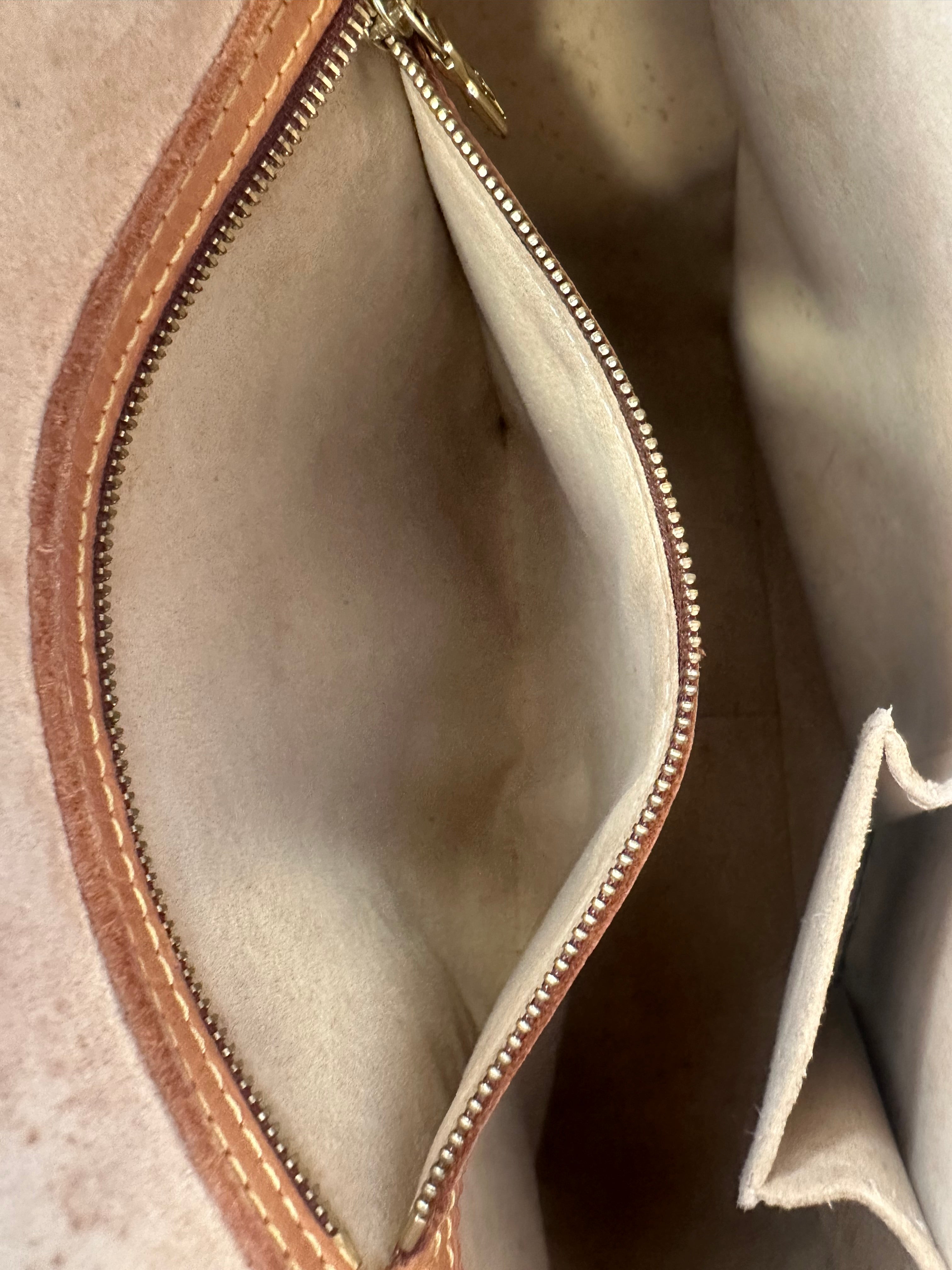 Louis Vuitton Looping GM