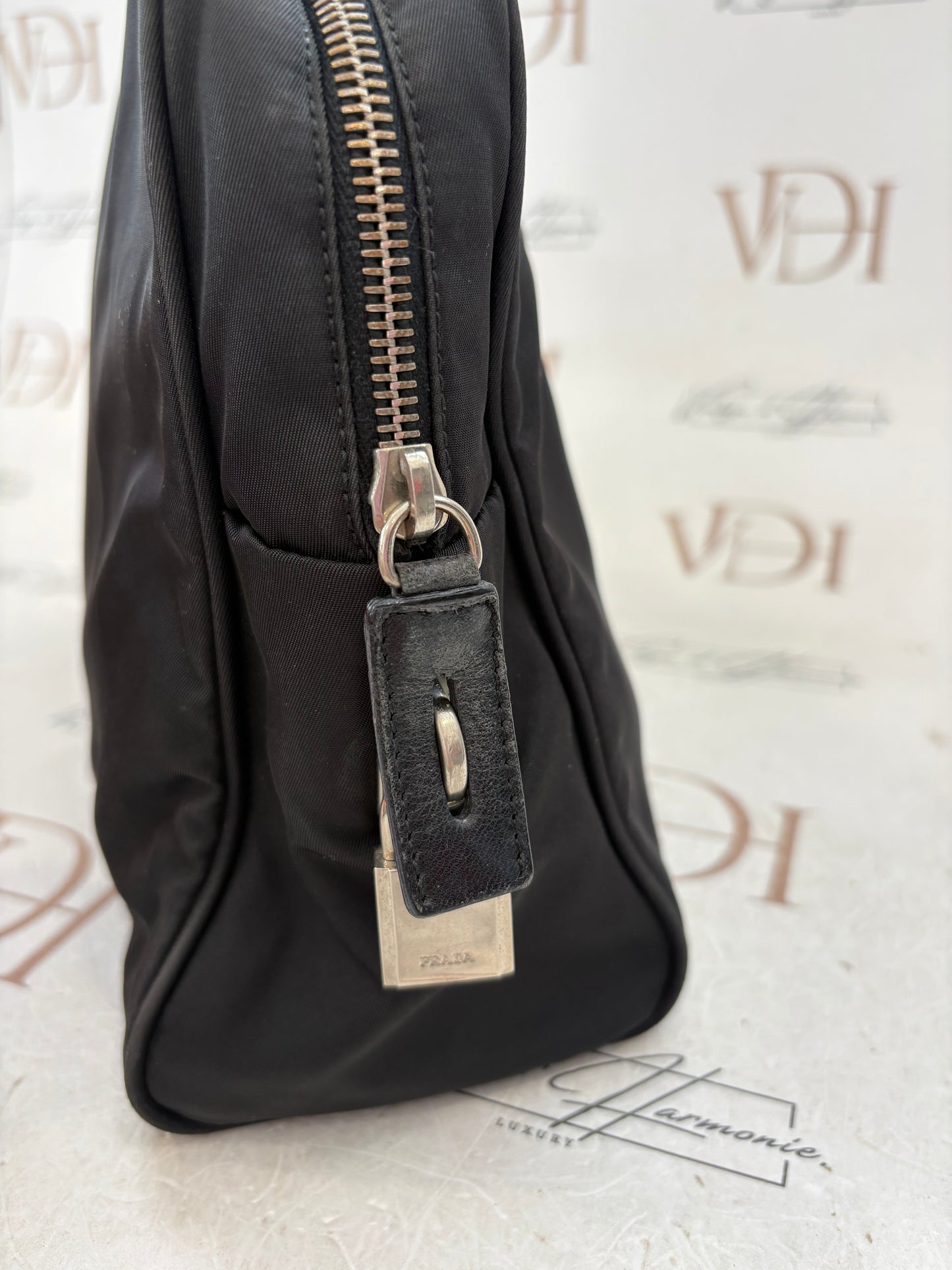 018336 - Prada Tote Nylon
