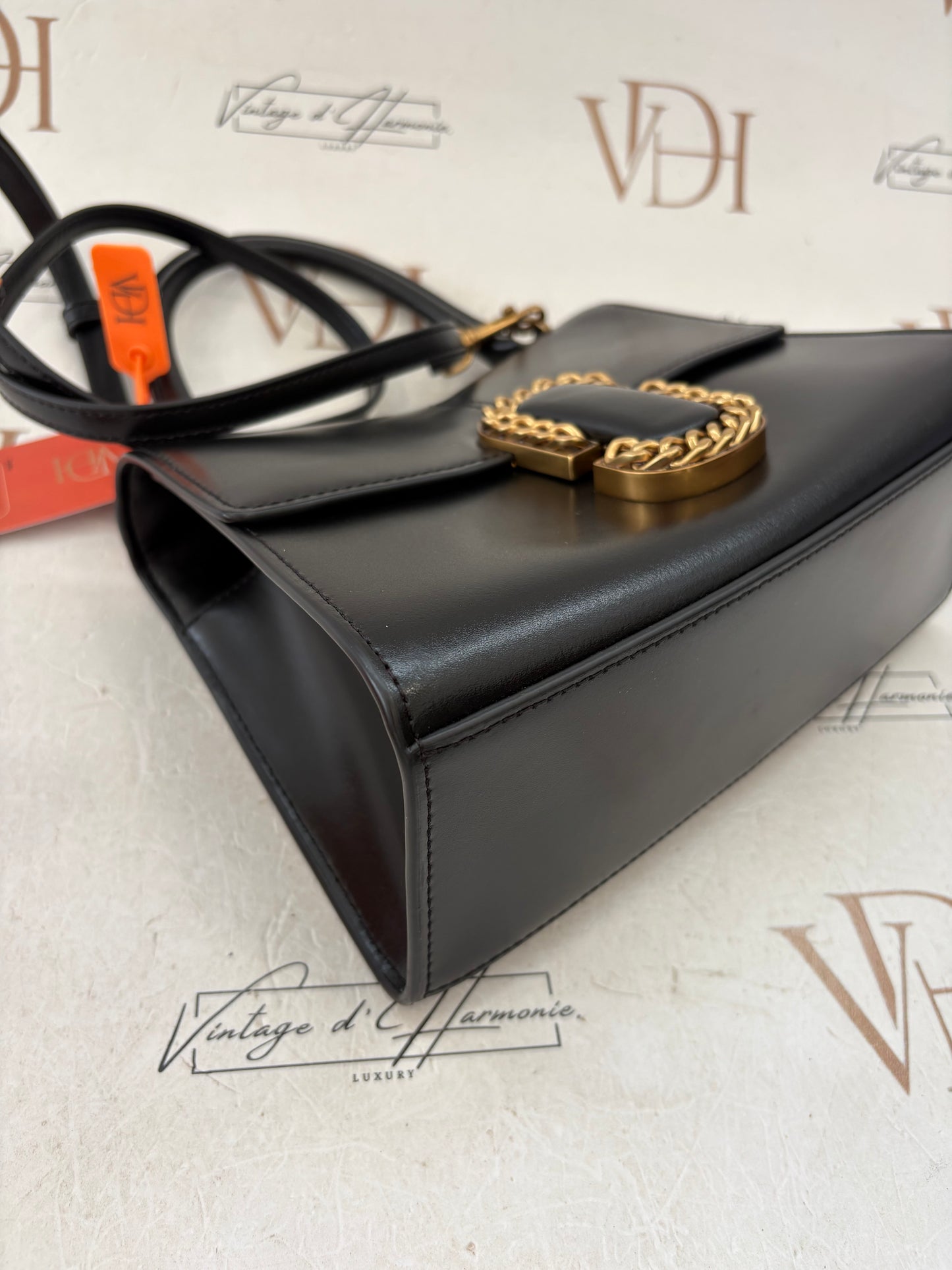 102600 - Marc Jacobs St.Marc