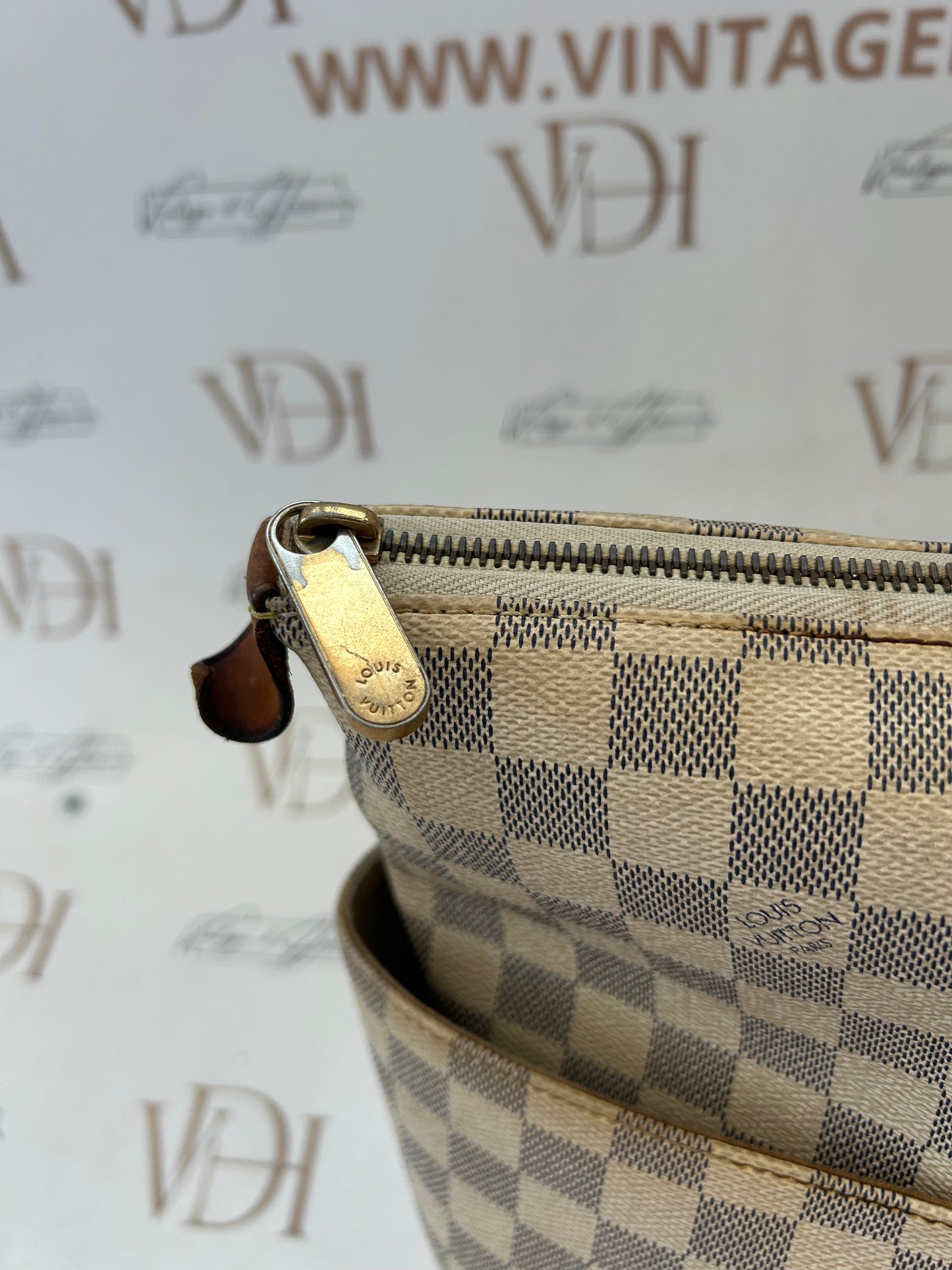 201520 - Louis Vuitton