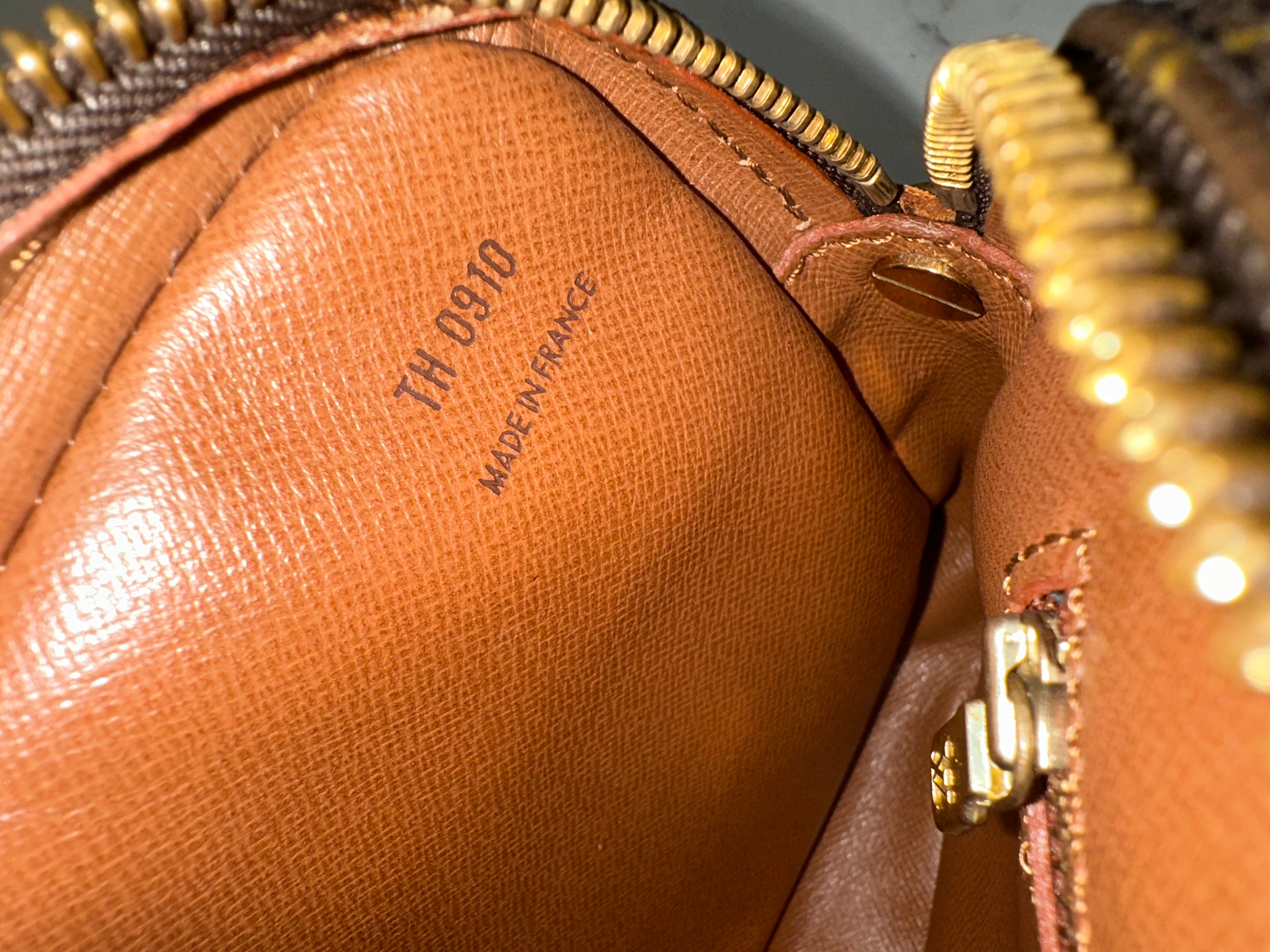 Louis Vuitton Dragonne GM