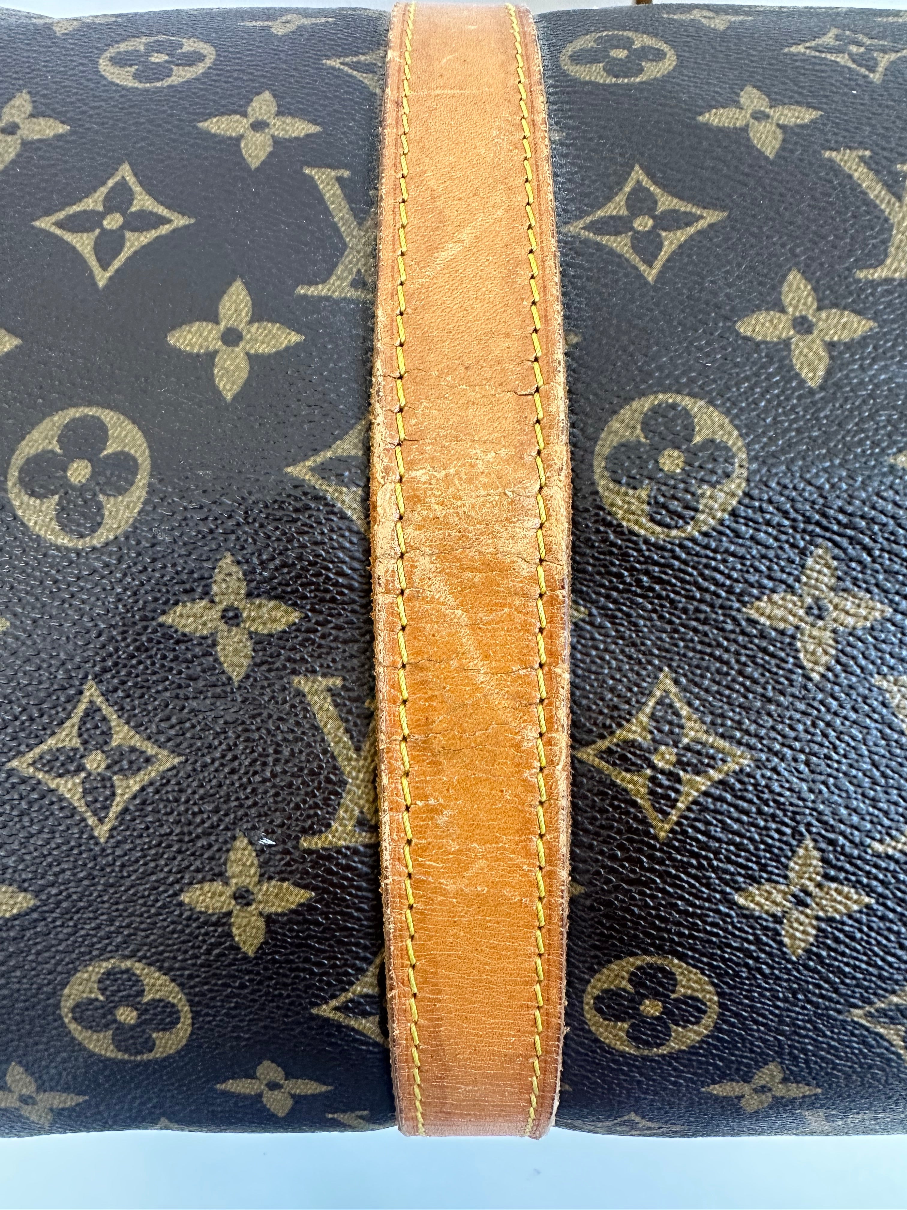 Louis Vuitton Keepall 55 Bandouliere