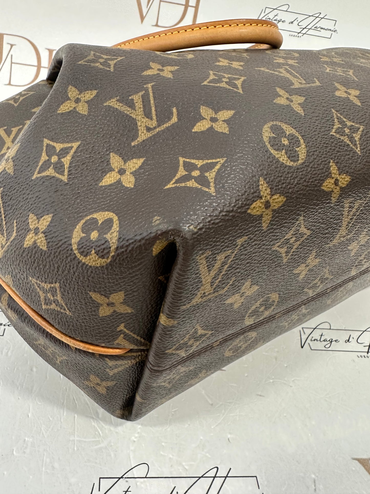 382759 - Louis Vuitton Turenne