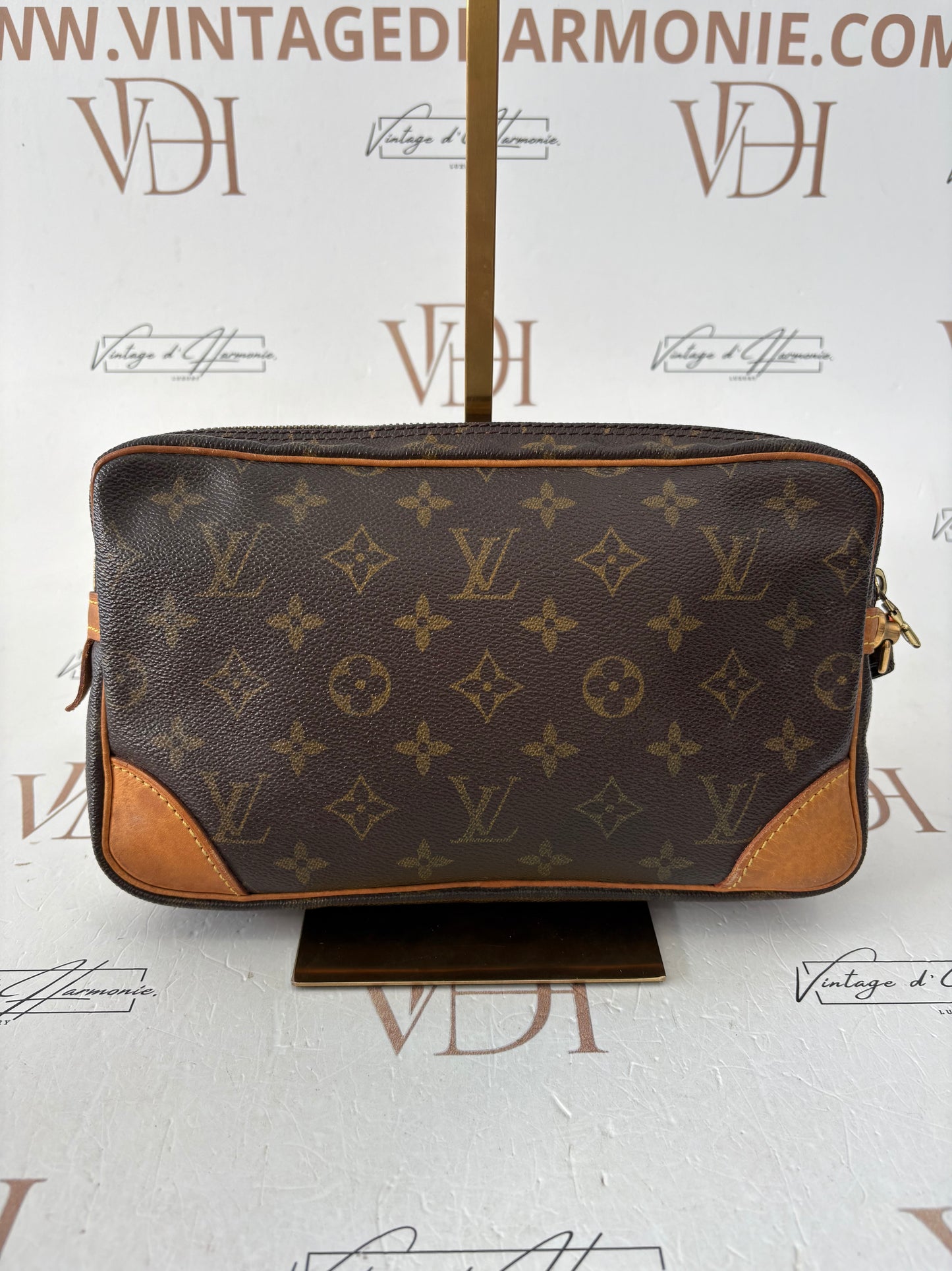 018960 - Louis Vuitton Dragonne GM