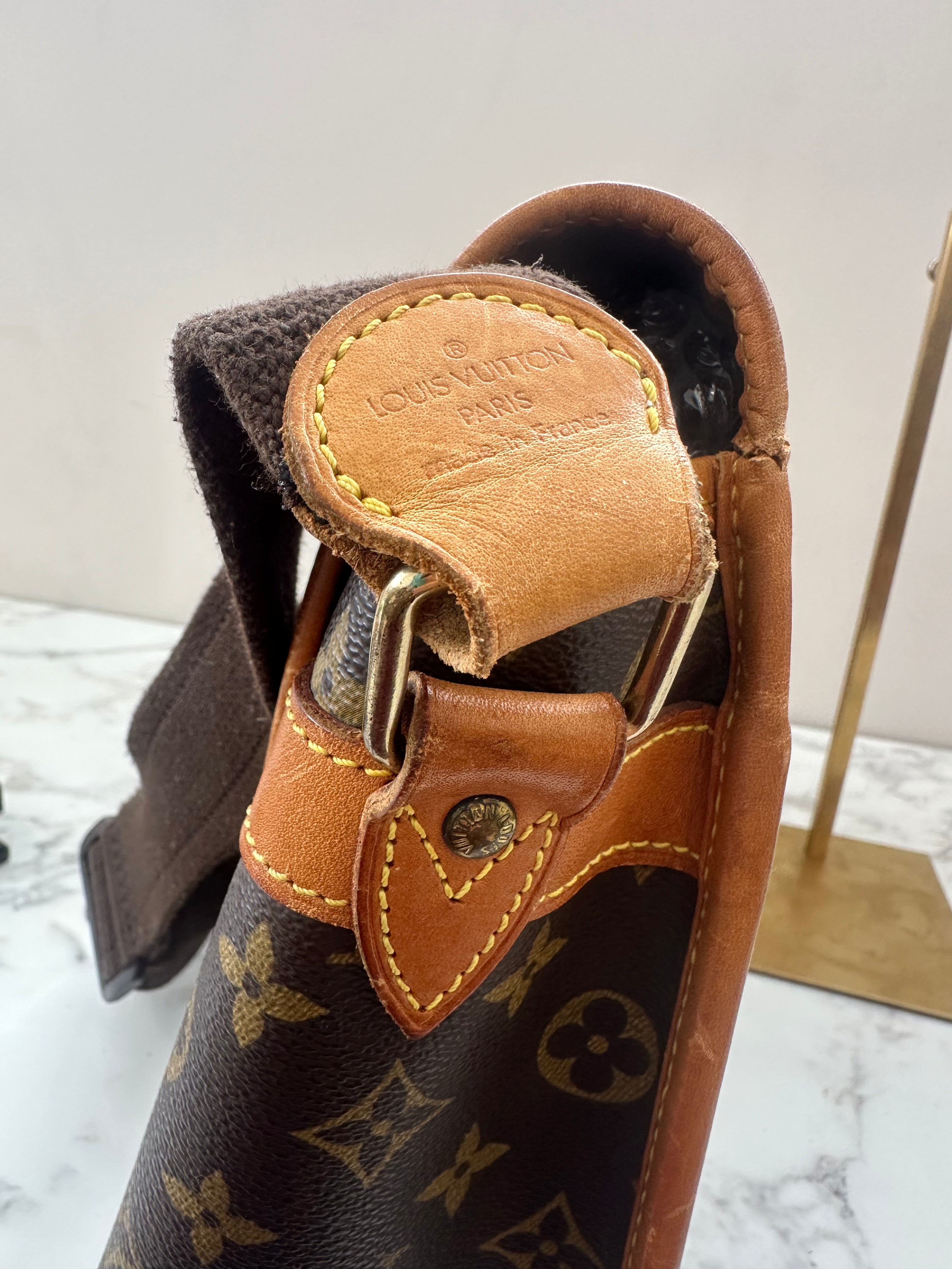 Louis Vuitton Giberciere Gm
