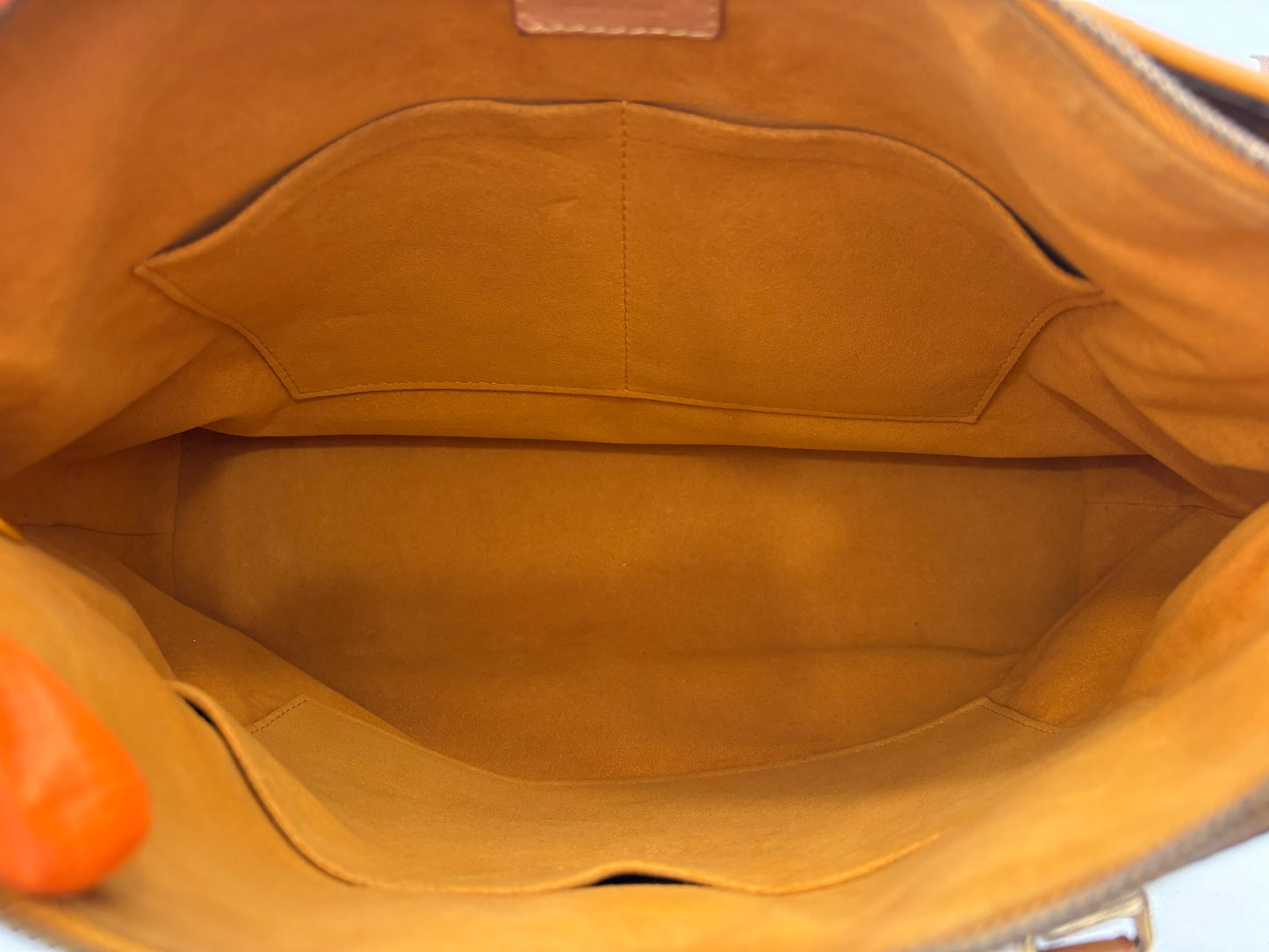 201113 - Louis Vuitton Pallas