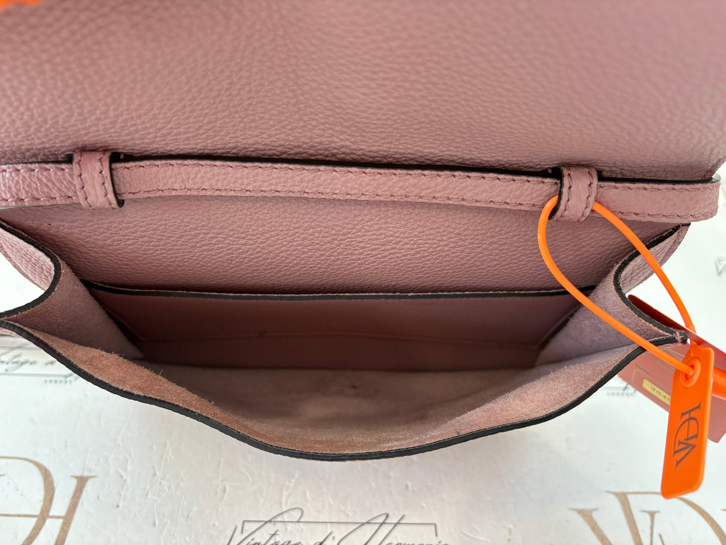384065 - Gucci Jackie 1961