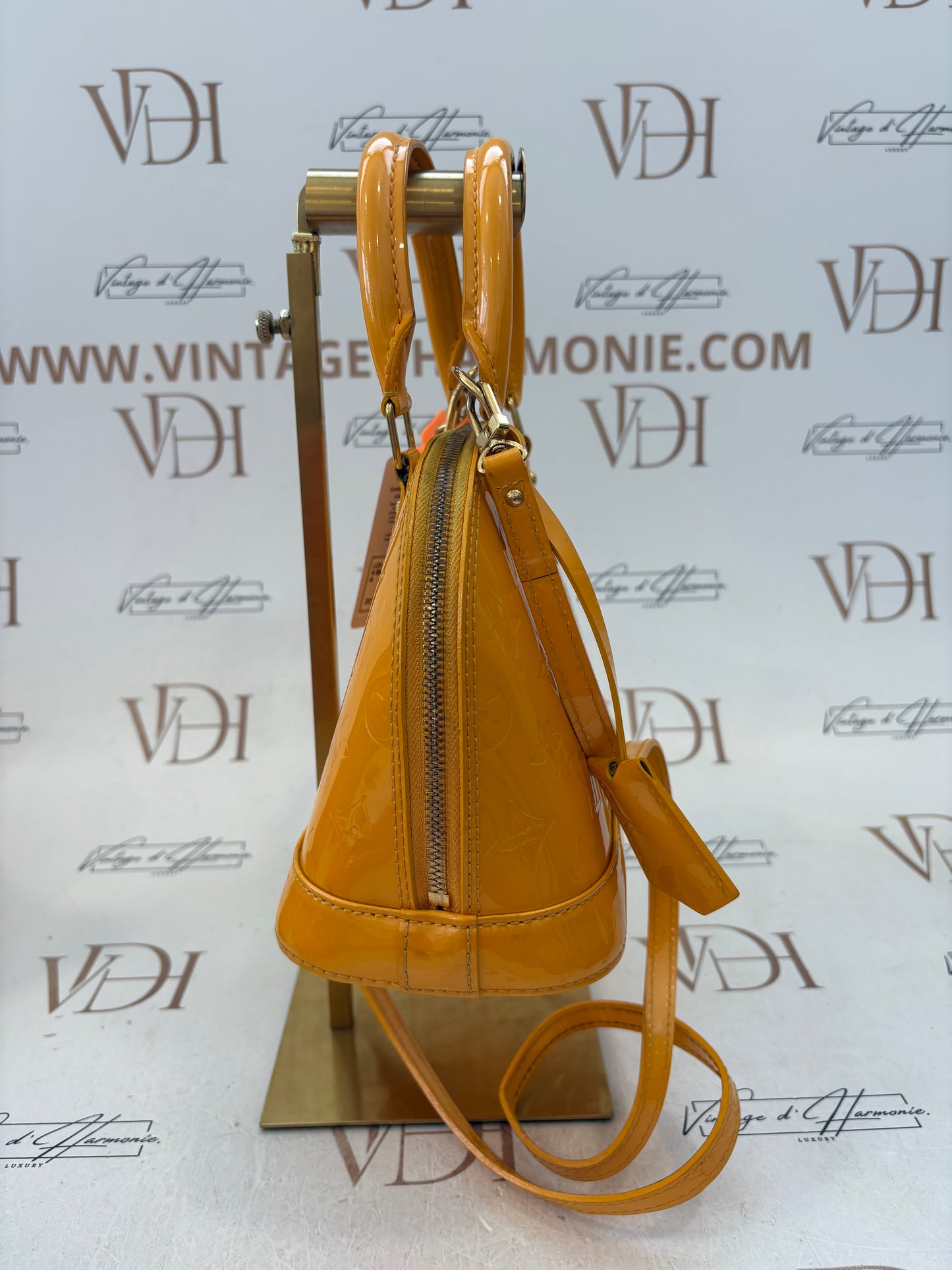 Louis Vuitton Alma BB