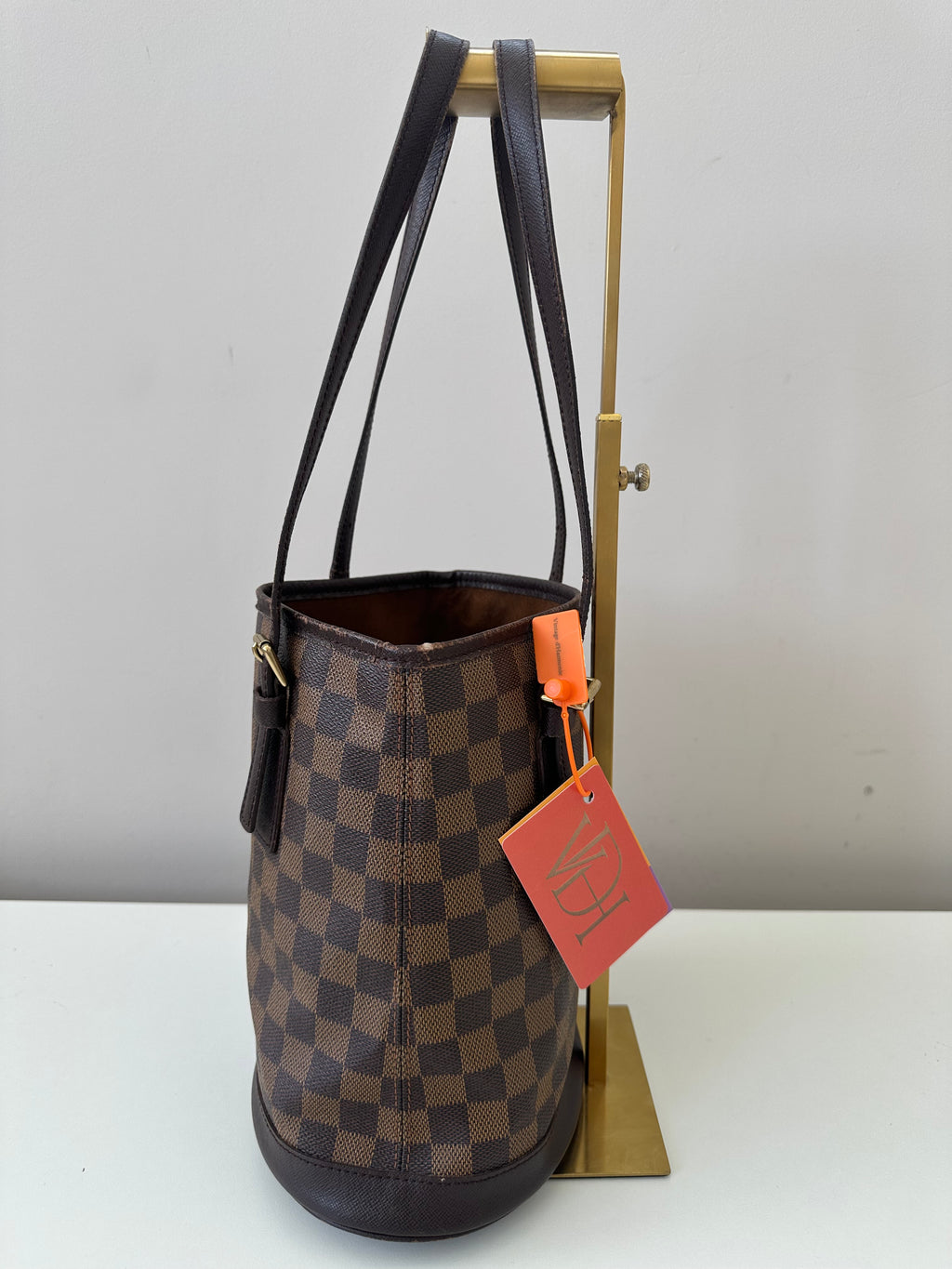 Louis Vuitton Marais