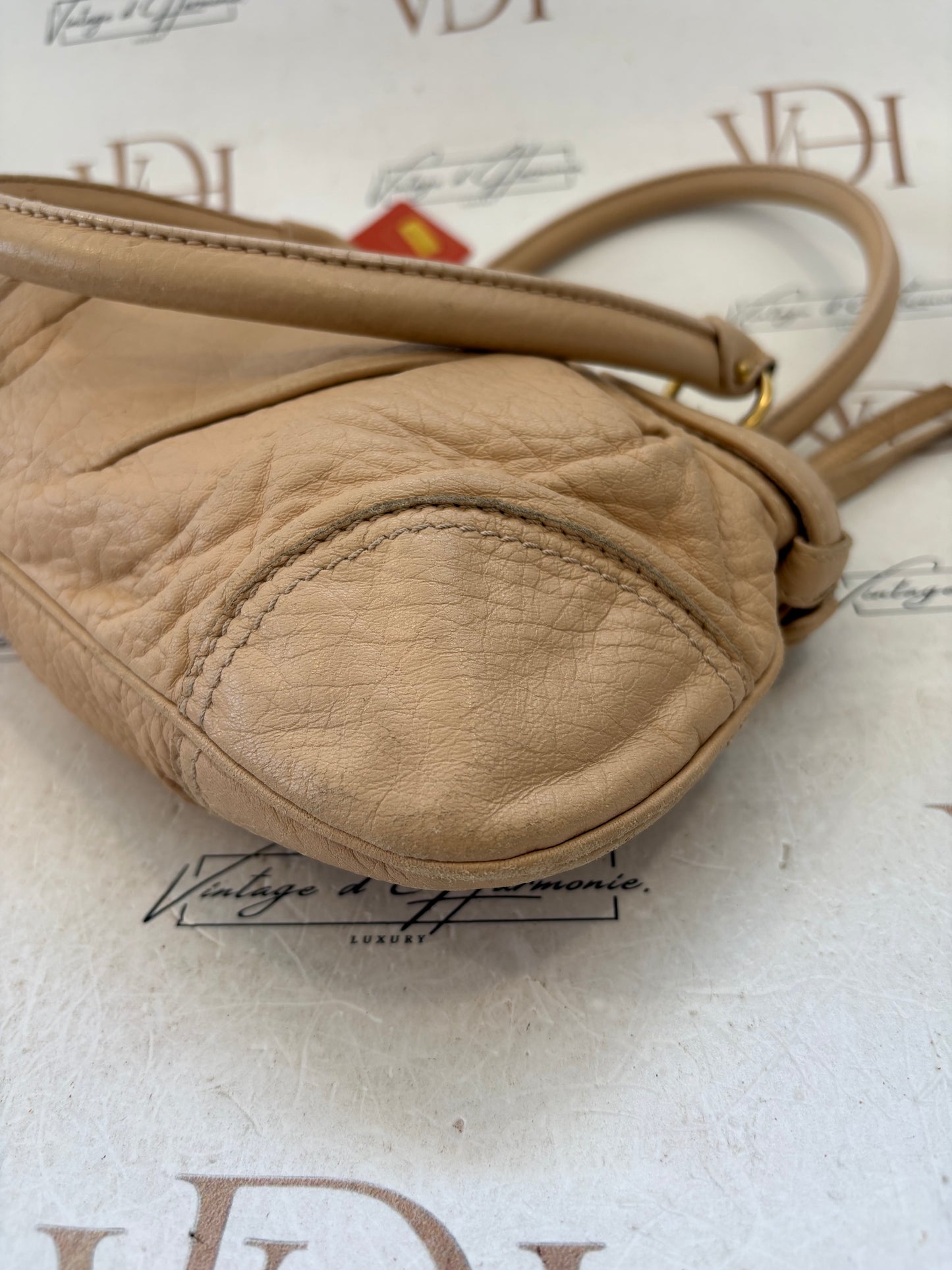 017241 - Salvatore Ferragamo Beige