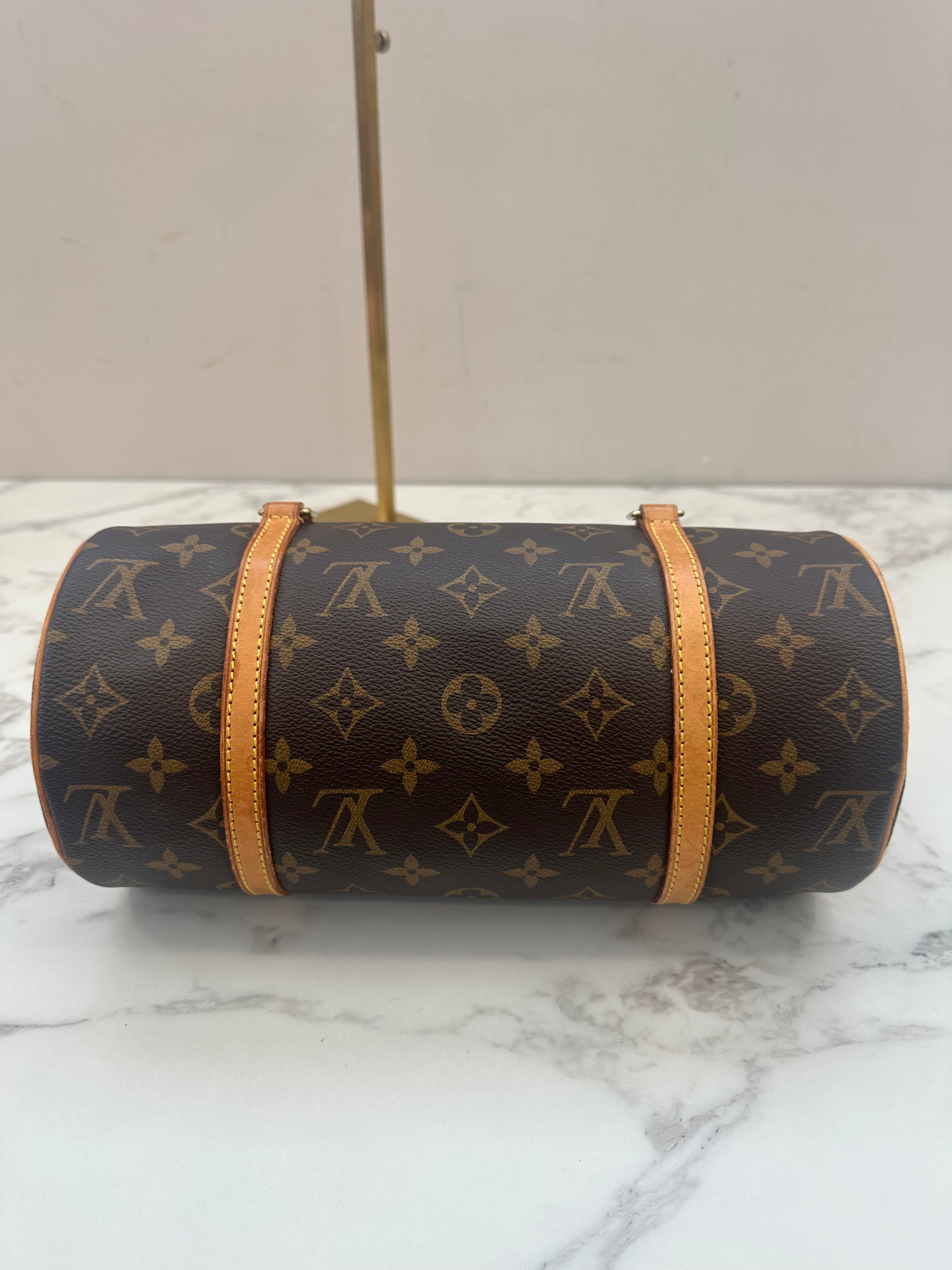 Louis Vuitton Papillon 26